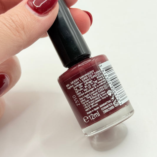 Manhattan Super Gel Nail Polish in Moody Mahagony