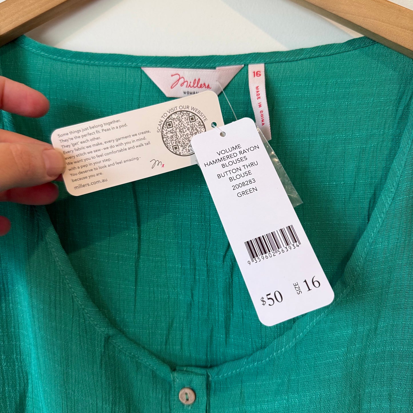 Millers size 16 woman green volume hammered rayon button thru blouse - blouses top womenās apparel