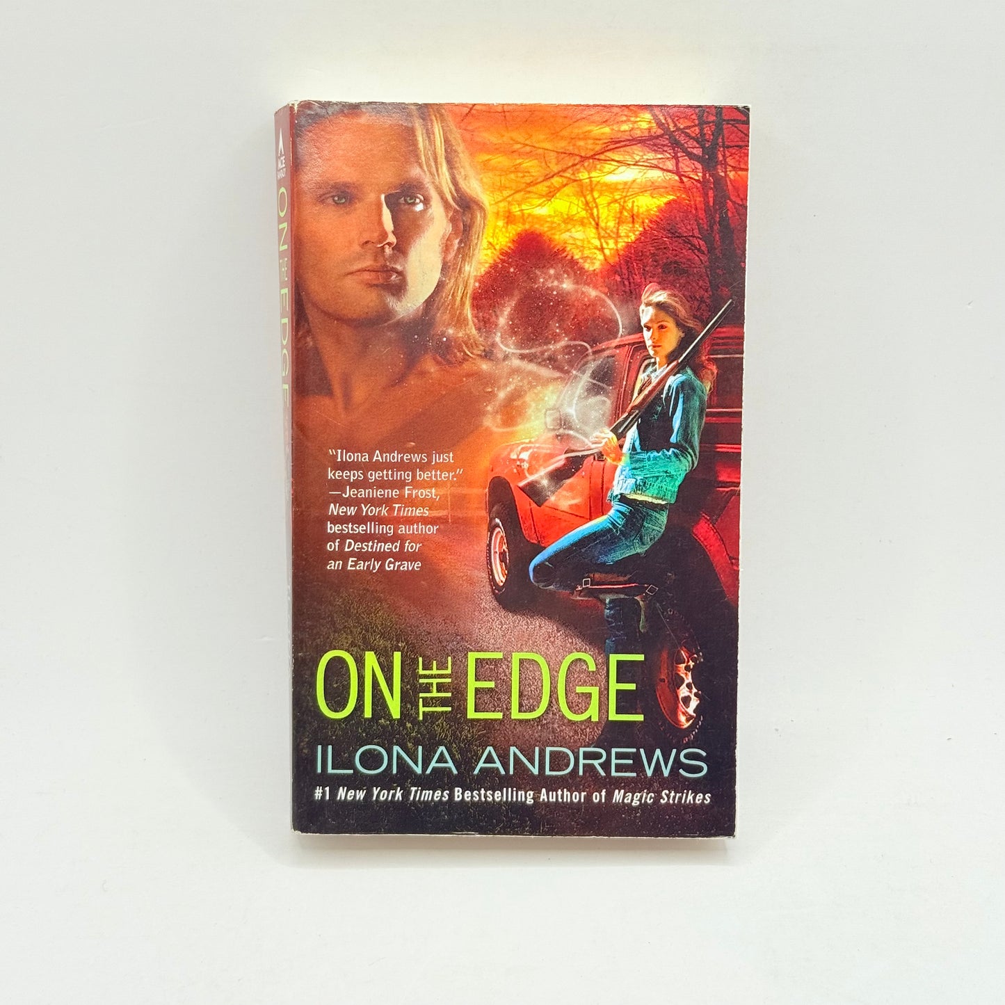 On the edge (a novel of the edge) by ilona andrews - print books whatās new printed media