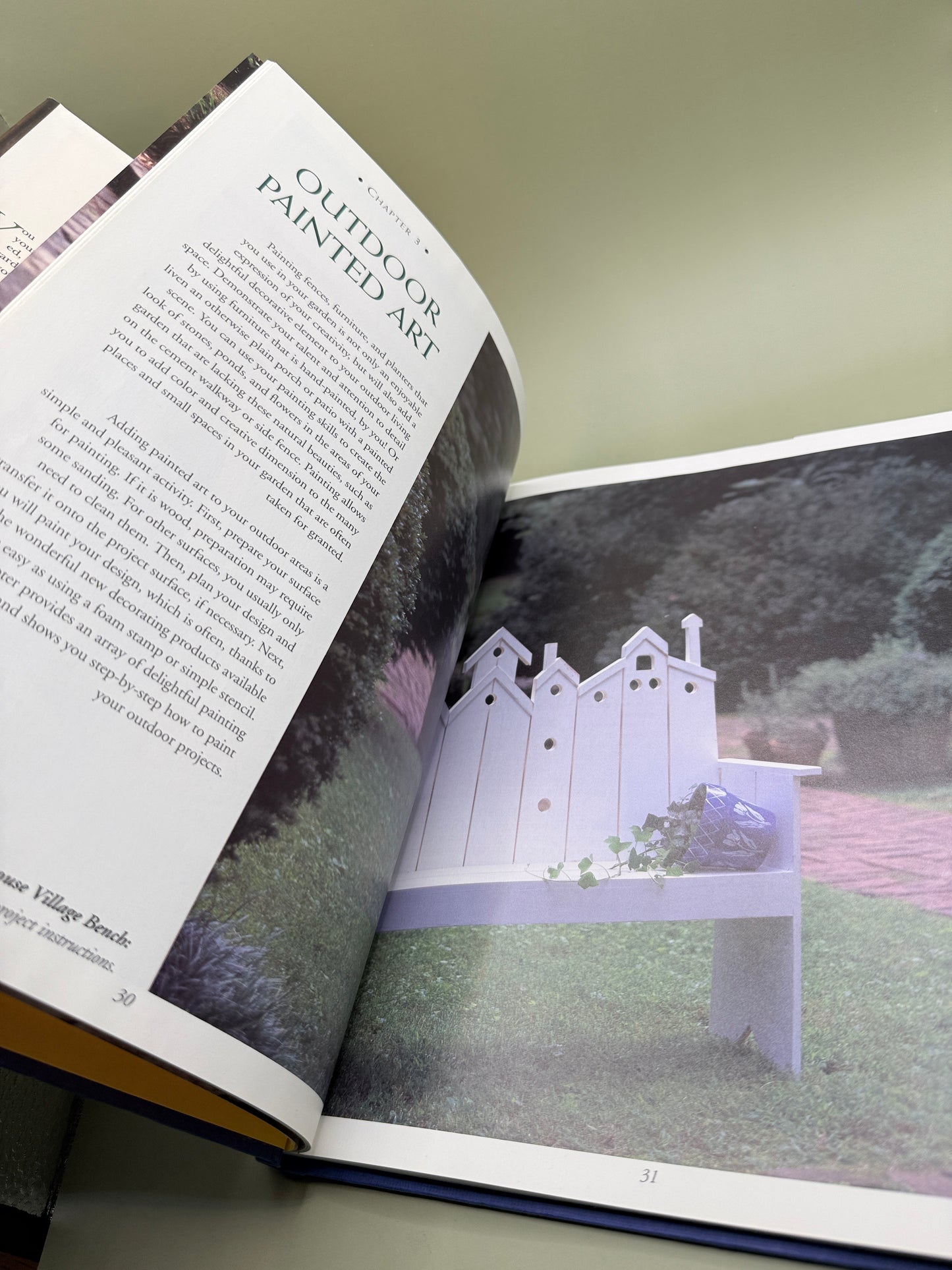 Decorating Your Garden: A Bouquet of Beautiful & Useful Craft Projects to Make & Enjoy by Mickey Baskett