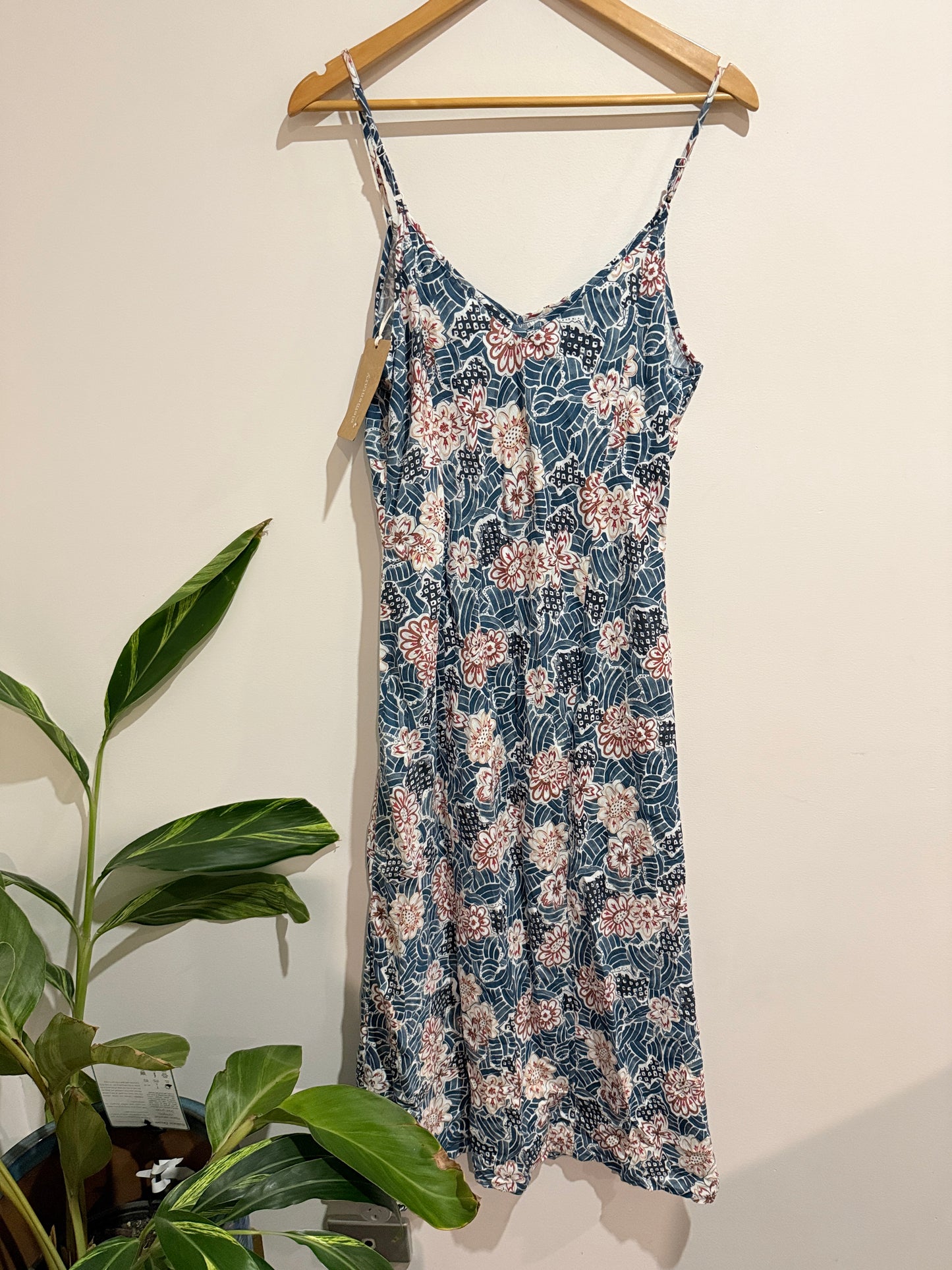 Elementary Osaka Floral Slip Dress – Size 10