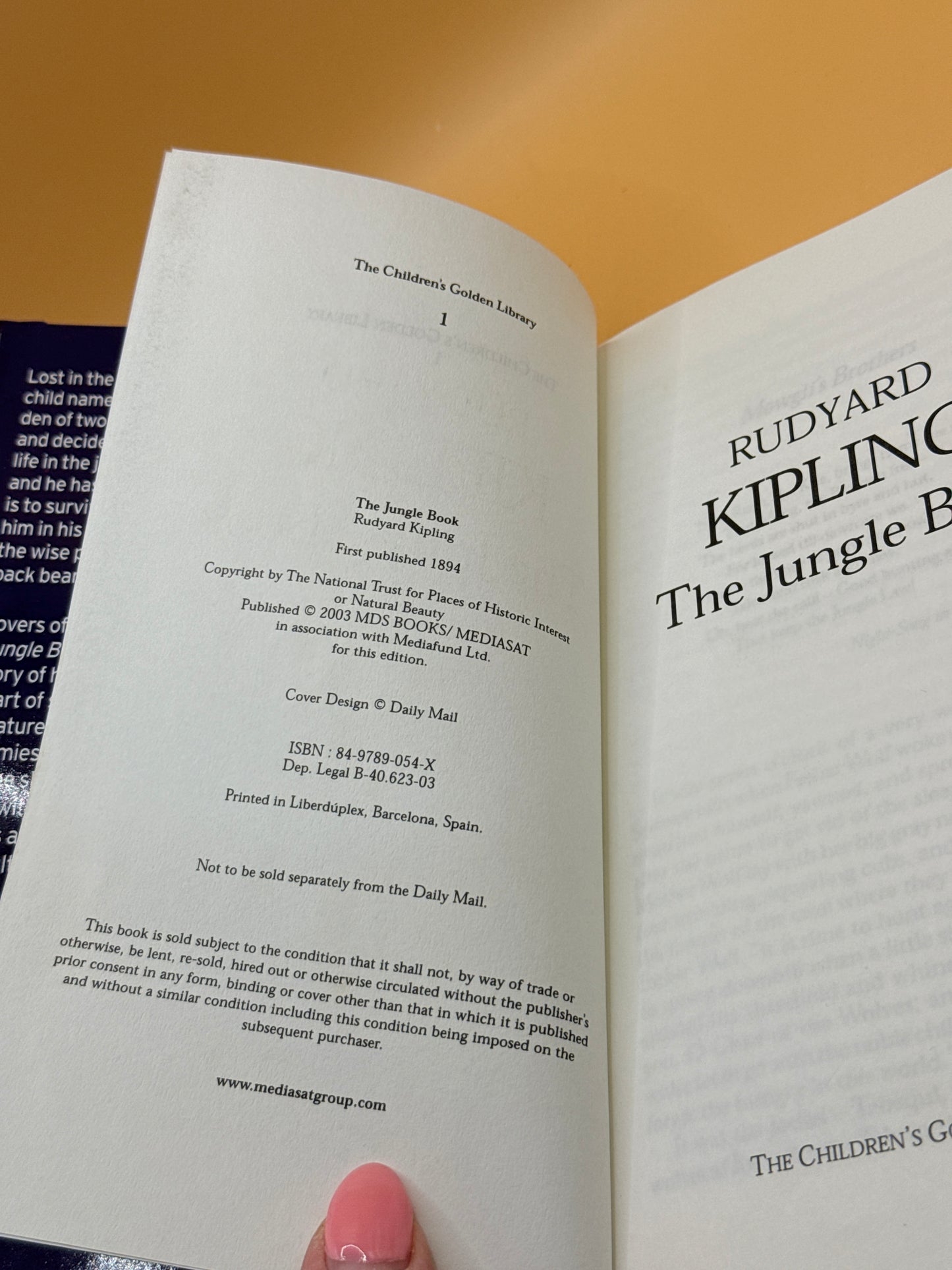 The Jungle Book by Rudyard Kipling (The Children’s Golden Library #1.)