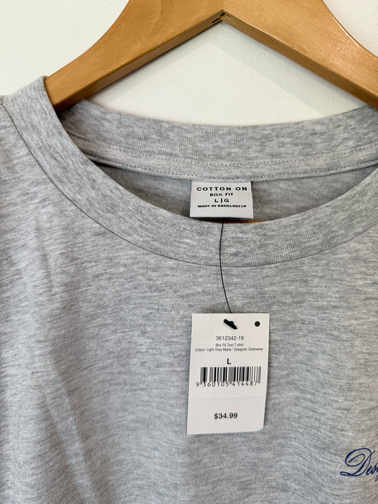 Cotton On Box Fit Designer Outerwear T-Shirt – Men's Large
