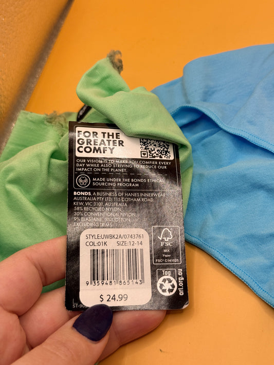 Bonds Match Its Seamless Bikini Brief - Size 12/14