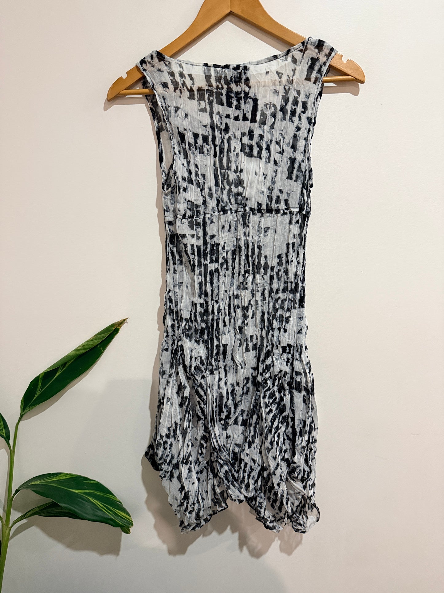 Puriri Crinkle Tunic - Size 8