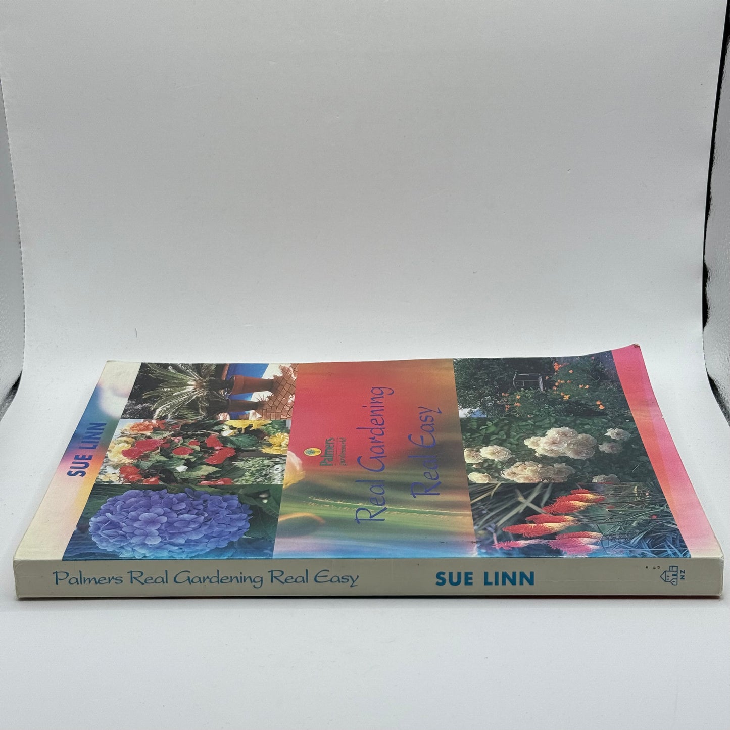 Palmers Real Gardening Real Easy by Sue Linn