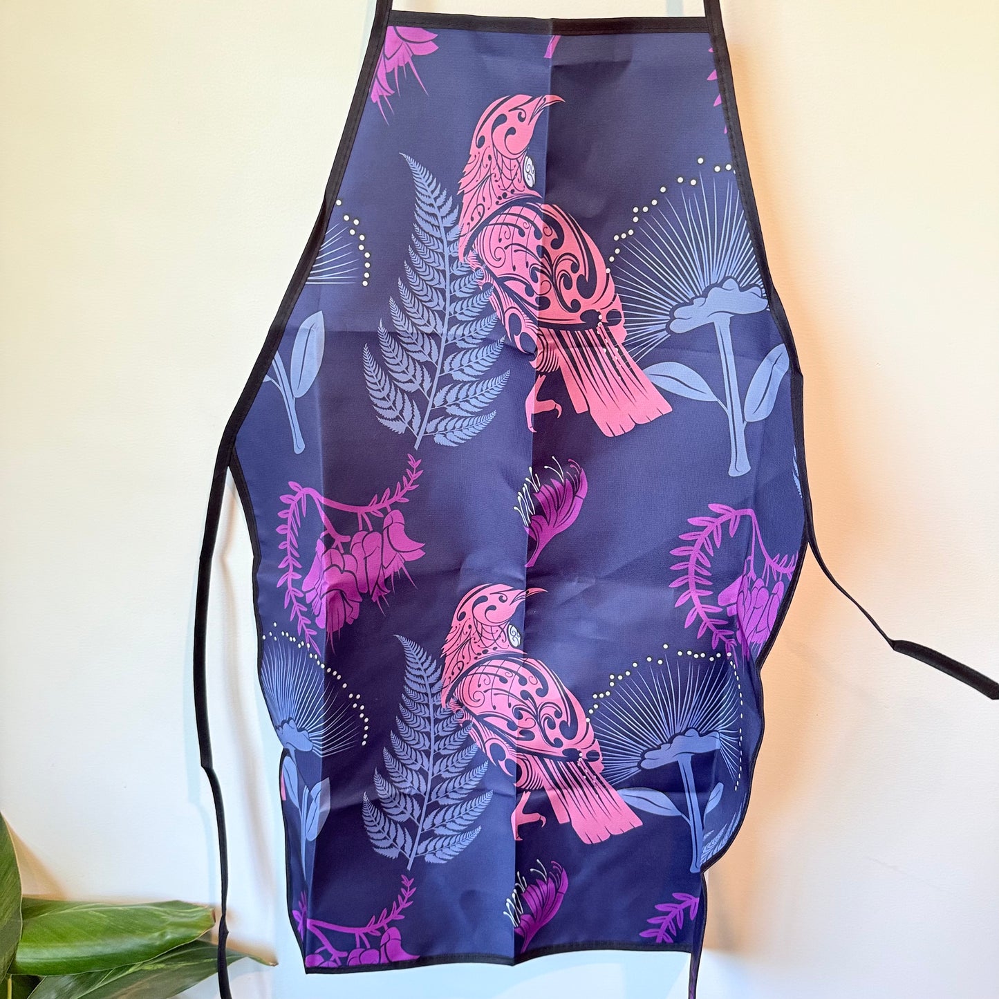 Kitchen tūī apron - aprons original photo - what’s new home&living materials
