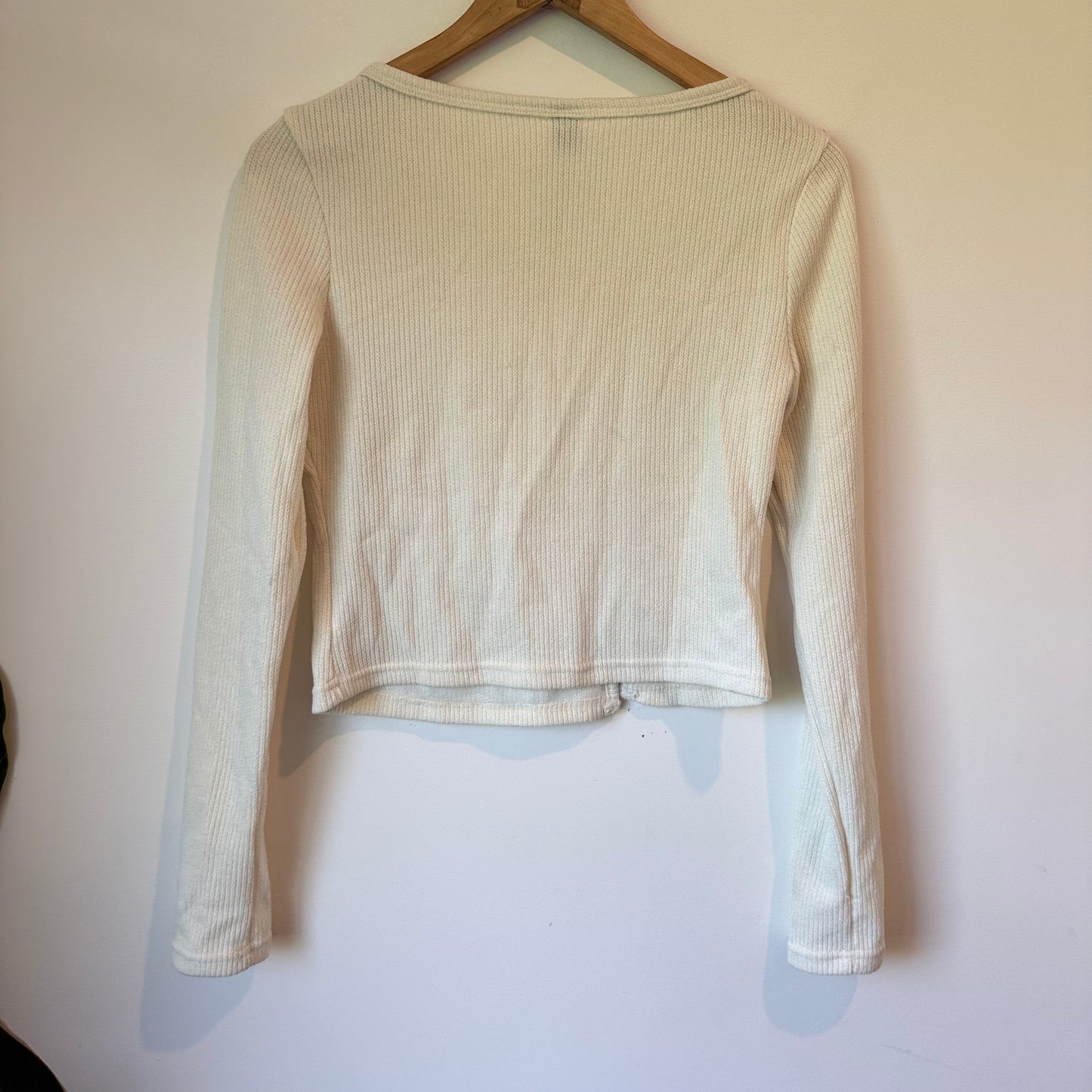SHEIN BASICS Ribbed Long Sleeve Cropped Cardigan Top in Cream - Size L