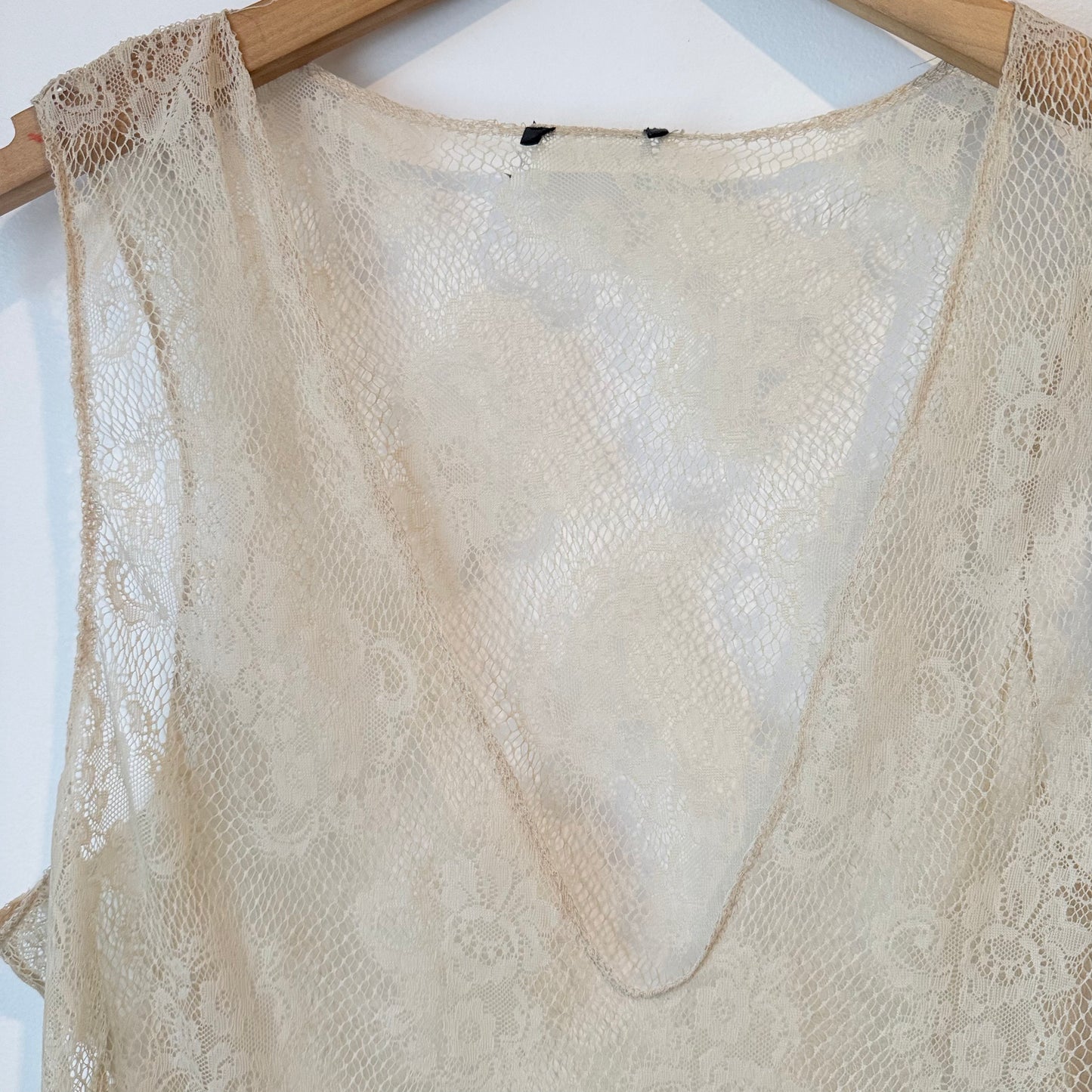CUT LABEL - STORM Lace Top - Cream - Size 12