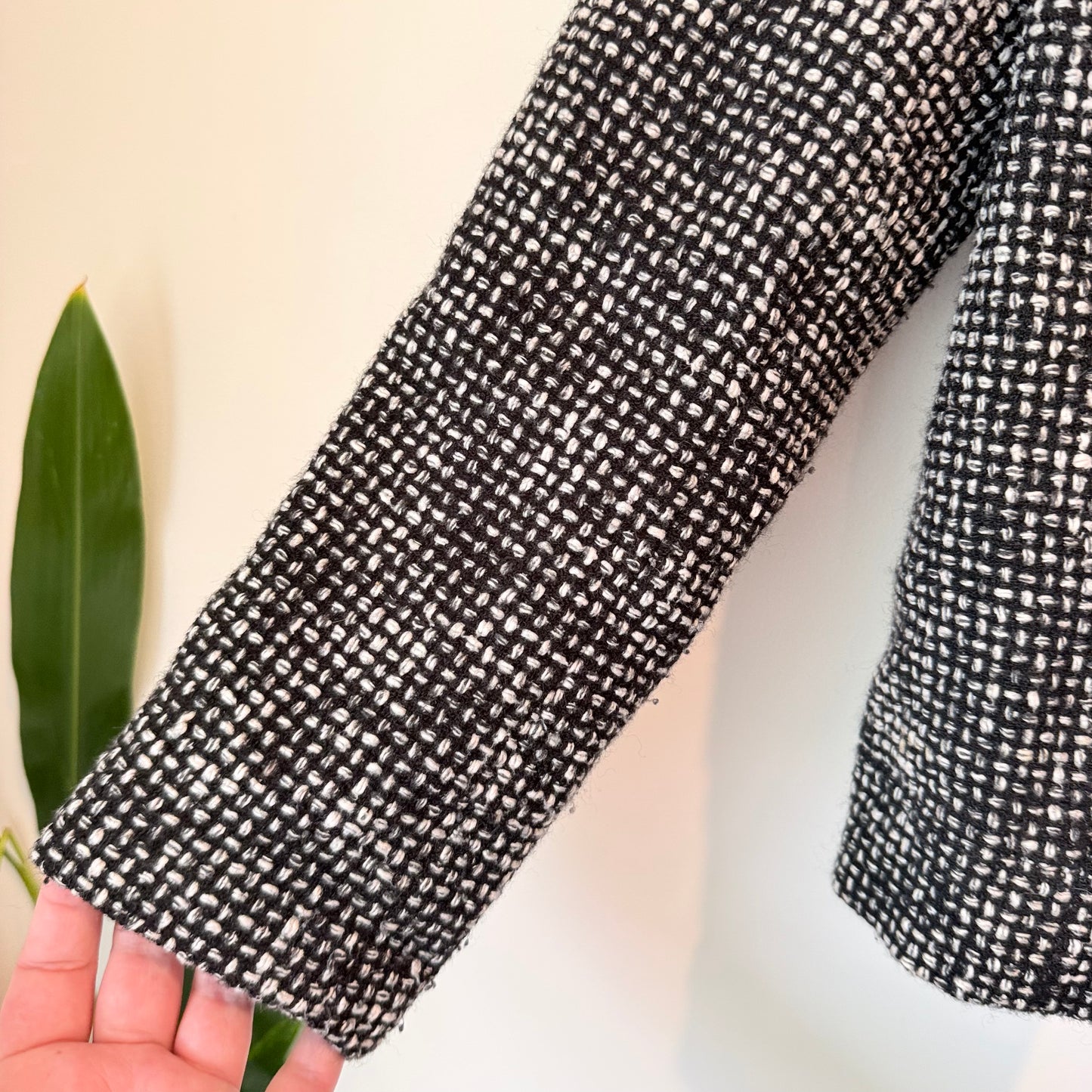 Sadie collection tweed jacket - size 10 - coats & jackets condition: used - original photo - top - what’s new women’s
