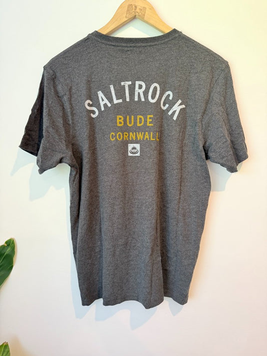 Saltrock size small phantom t-shirt - black - t-shirts tops men’s apparel