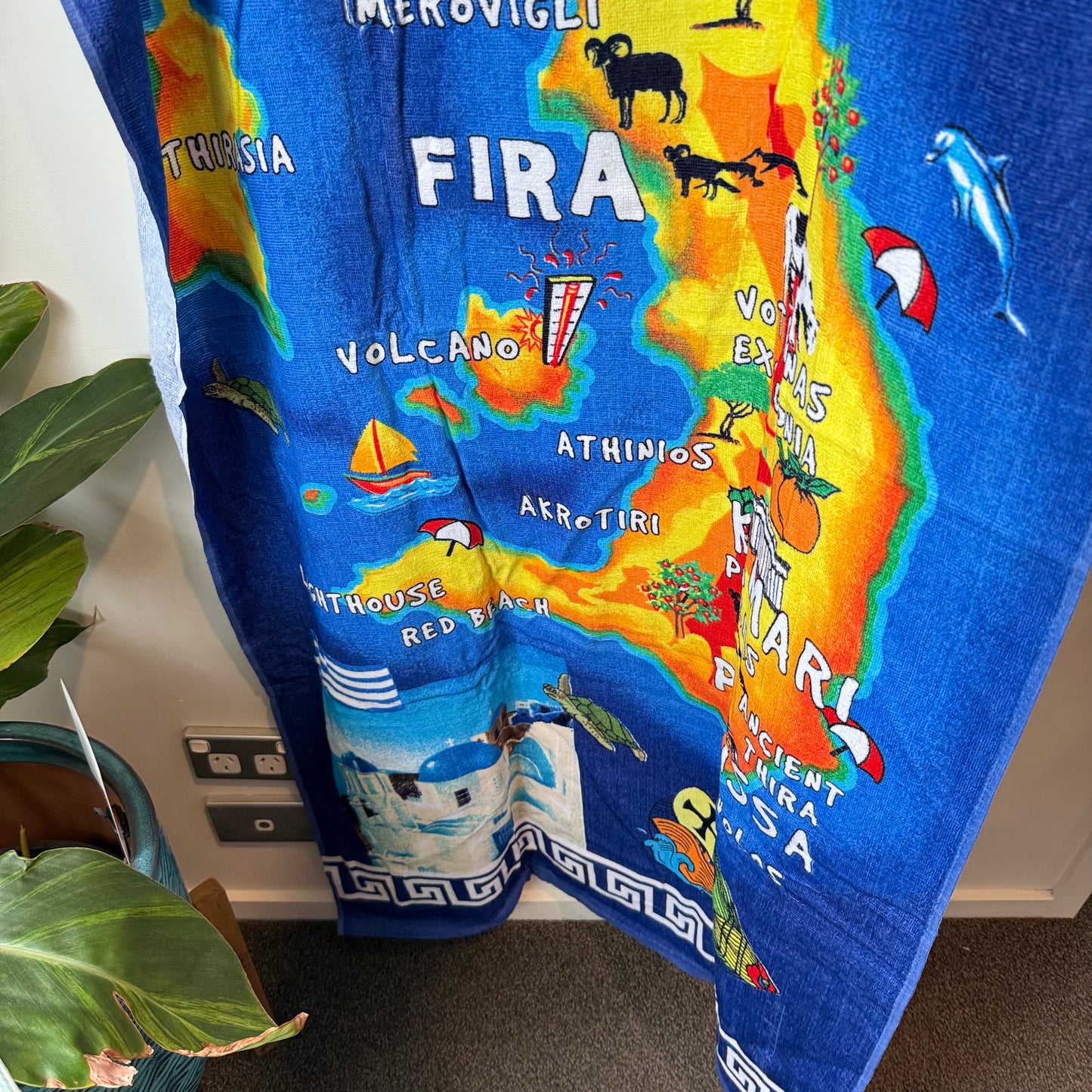 Santorini map beach towel - beach towels original photo - what’s new home&living materials