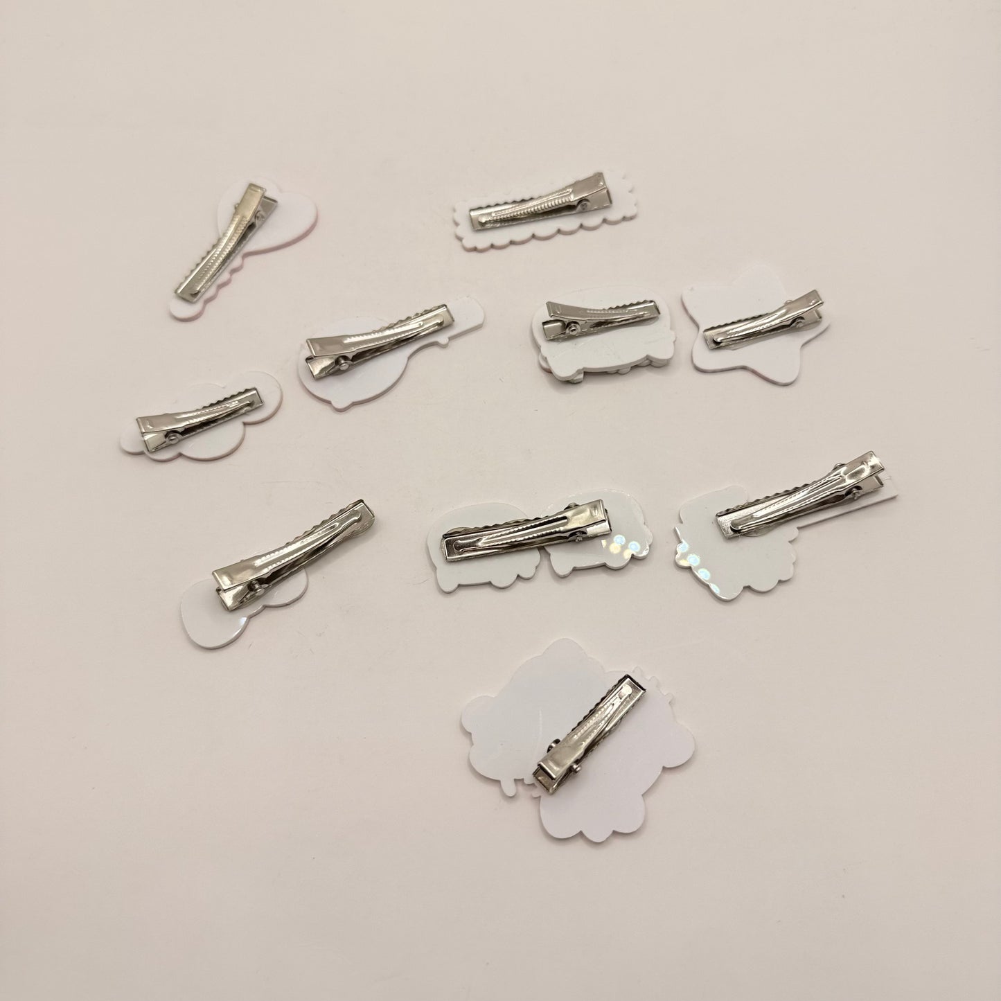 Set of 10 Hello Kitty Themed Hair Clips