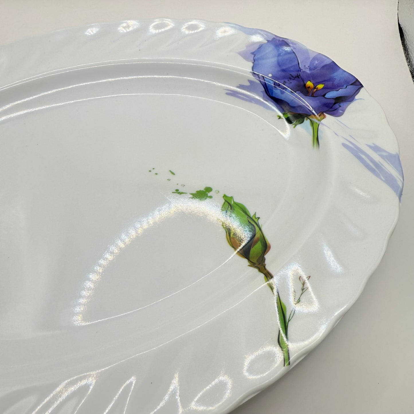 Set of 3 White Oval Plastic Platters