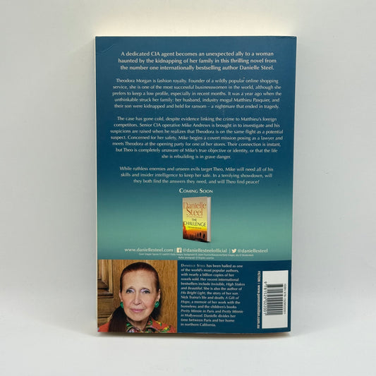 Suspects by Danielle Steel