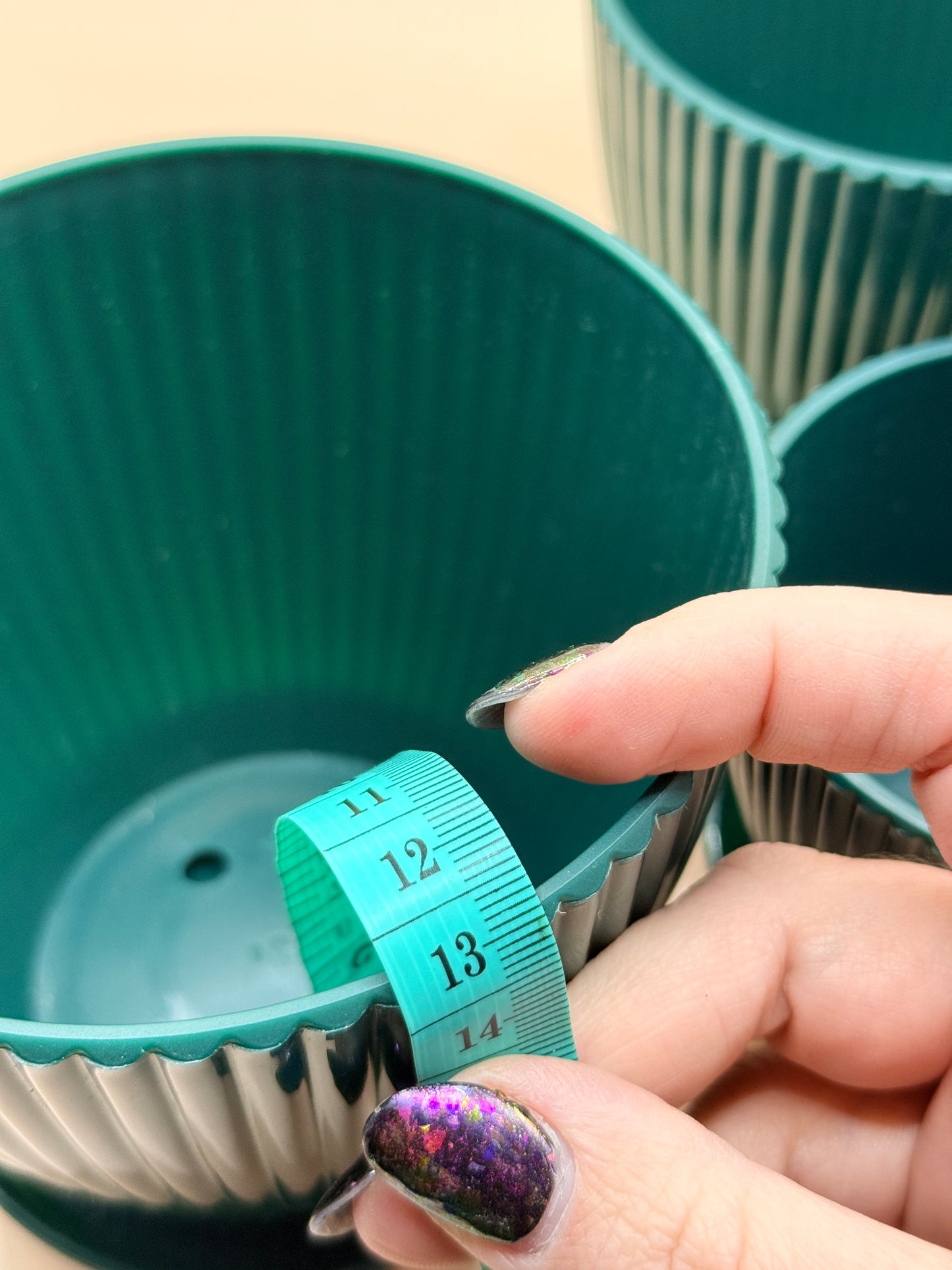 Ribbed Plant Pot Set with Saucers