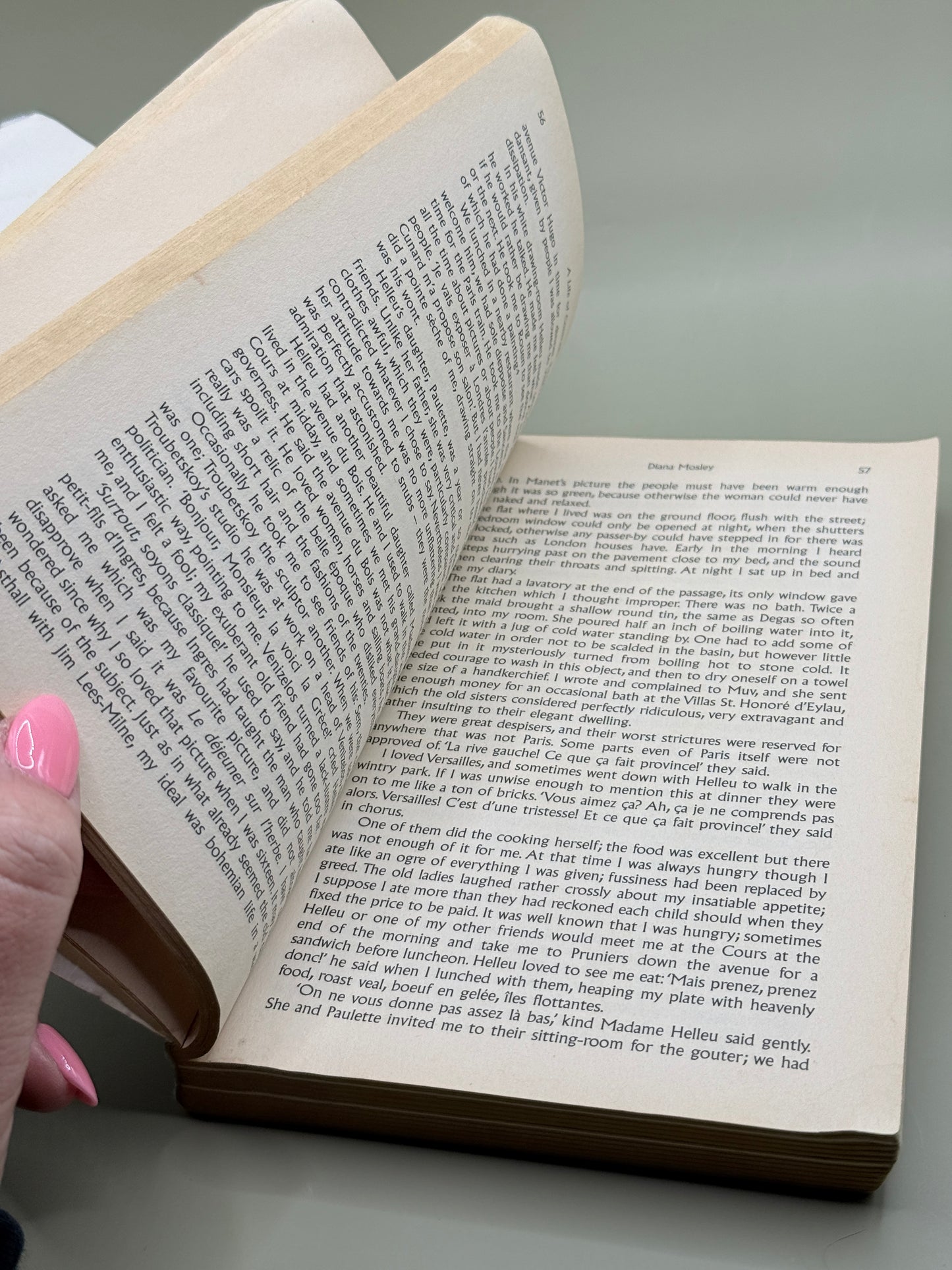 Diana Mosley: The Autobiography – A Life of Contrasts by Diana Mosley