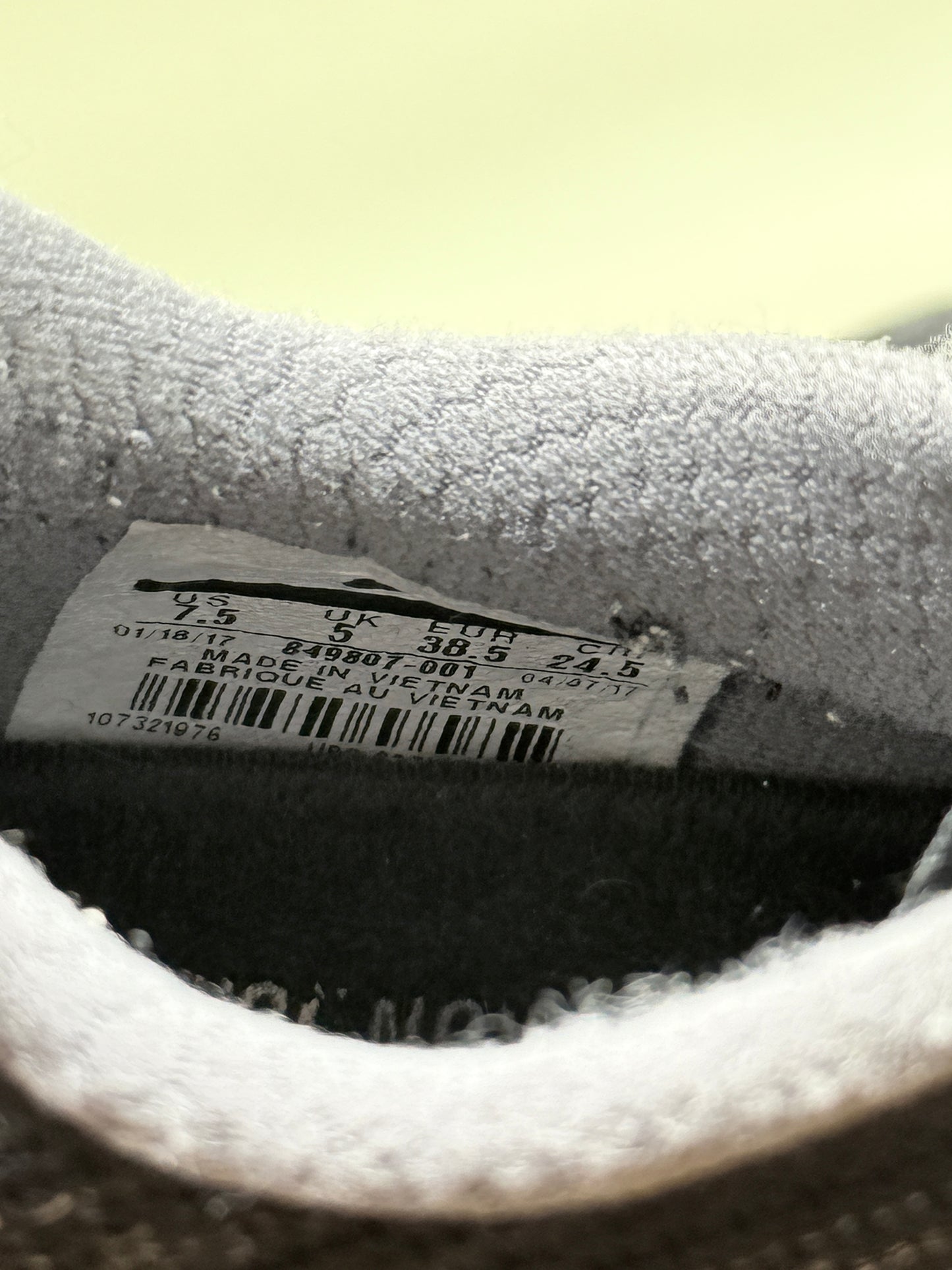 Nike Metcon Training Shoes – Women's US 7.5 / EU 38.5