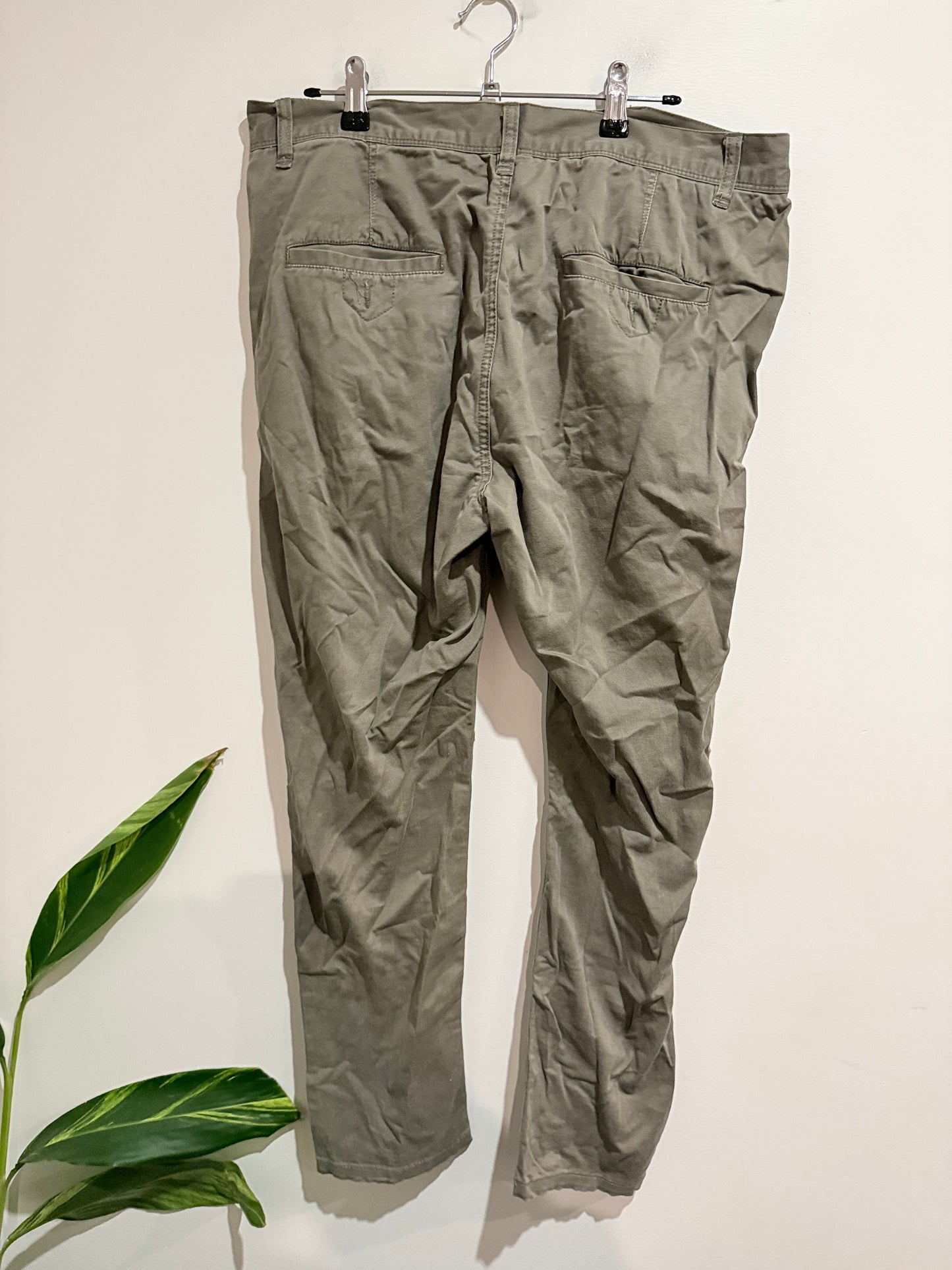 Cotton:on Brunswick Chino Pants Size 34