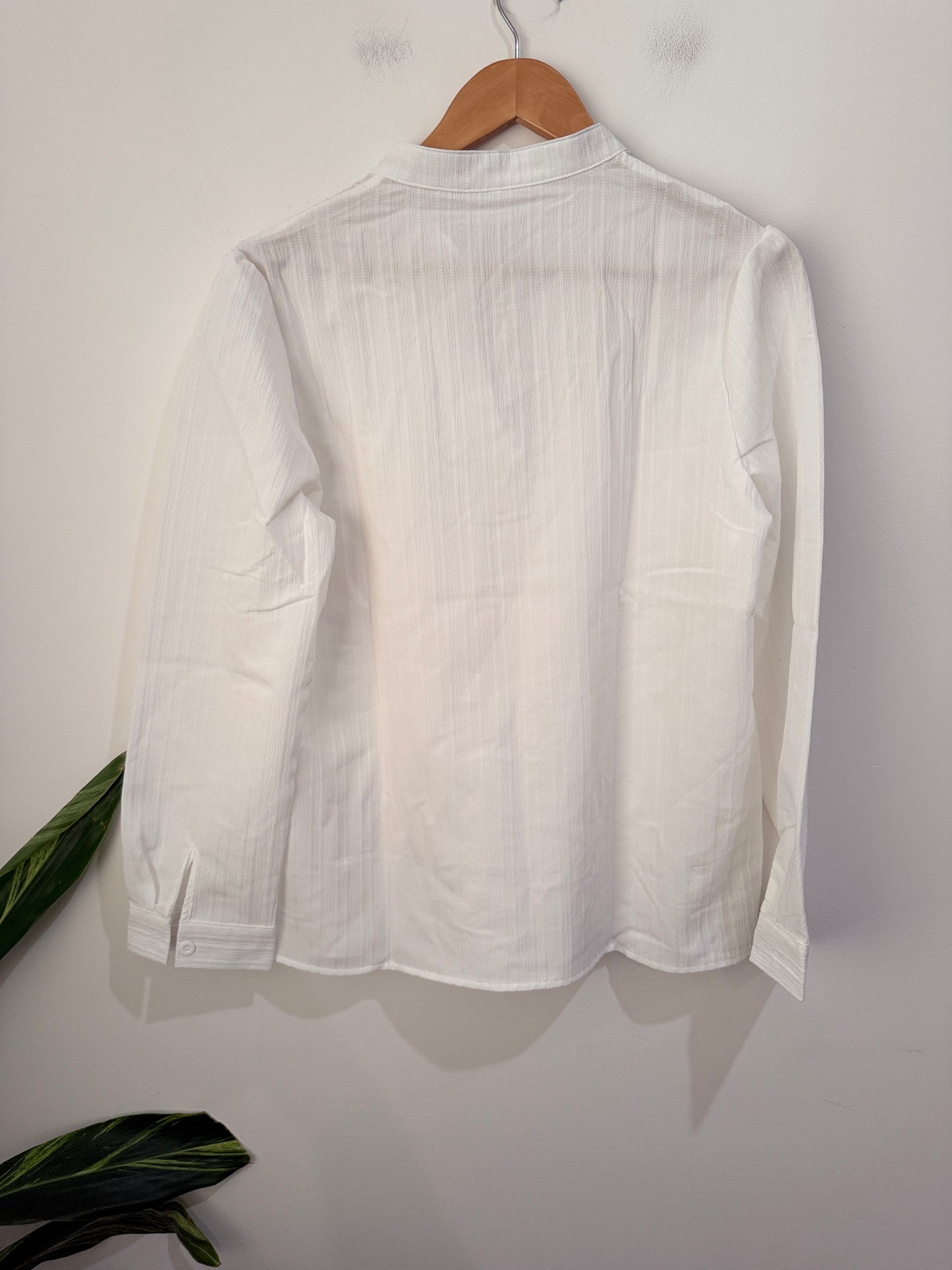 Brand Unknown Crinkled Texture Shirt Size L