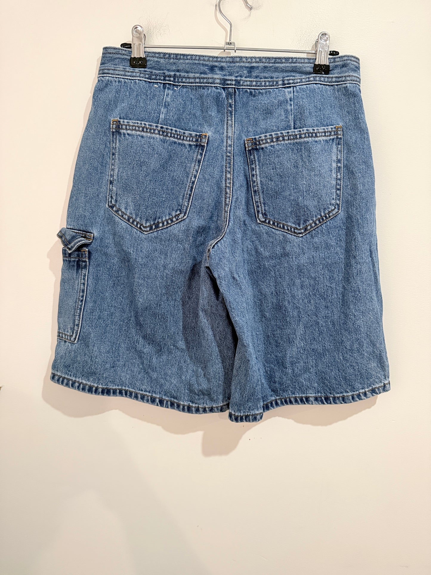 Brand Unknown Cargo Denim Shorts Size 6