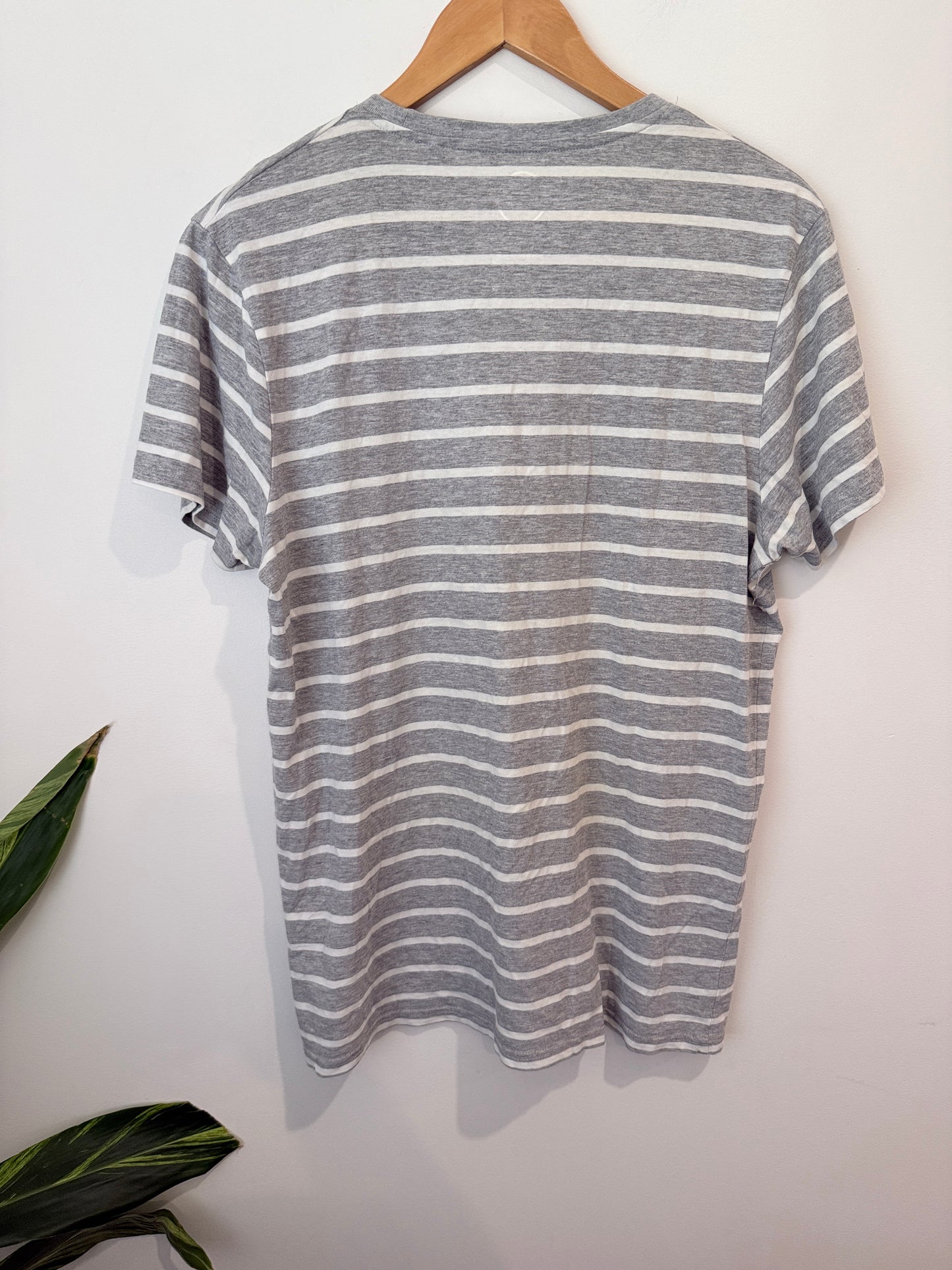 KIT Crew Neck Shirt Size L