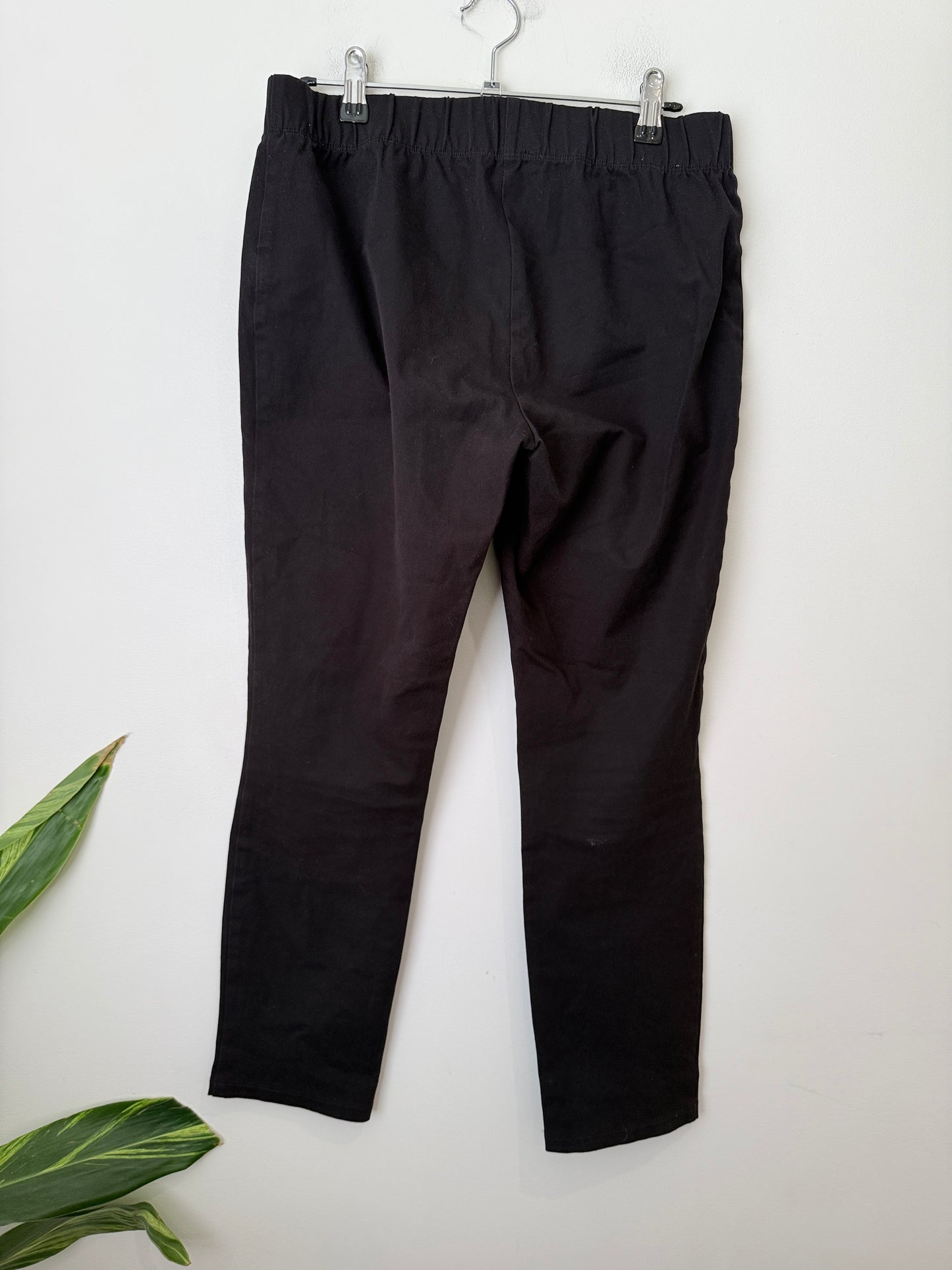 Sportscraft Pull-on Ankle Pants Size 10