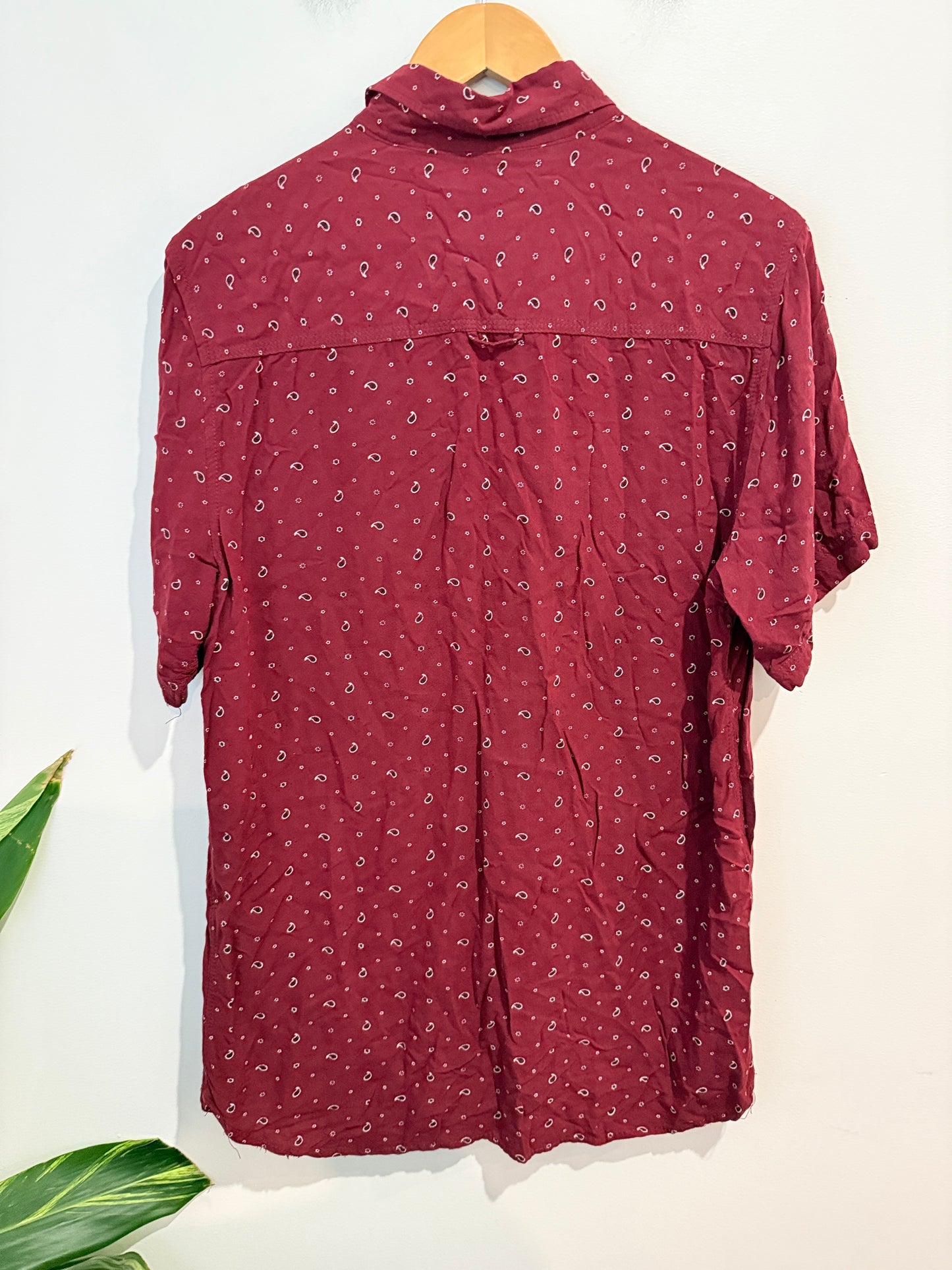 Cotton:on Button-up Shirt Size Medium