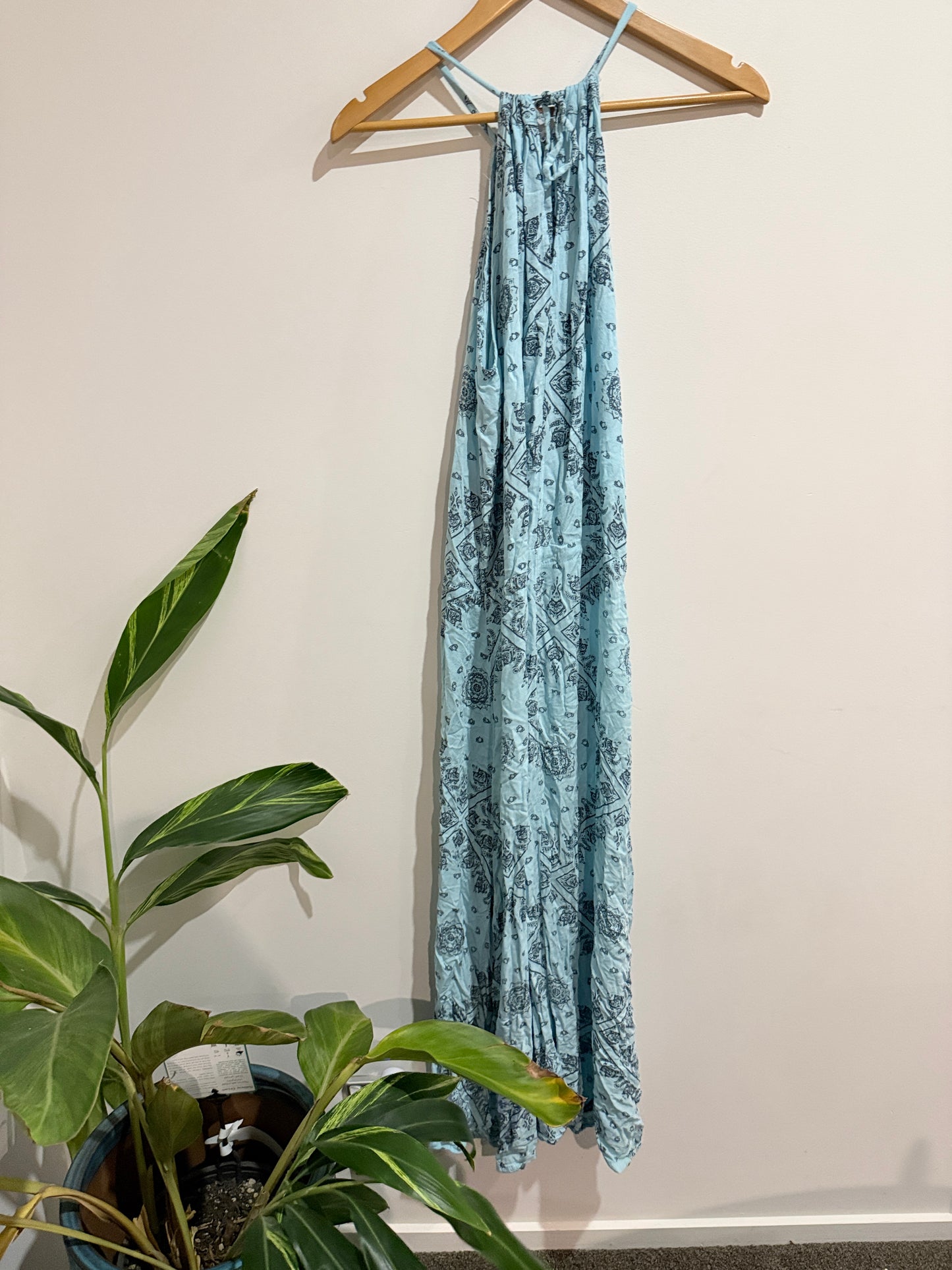 Paisley Halter Maxi Dress Size U/Arm to U/Arm 51cm