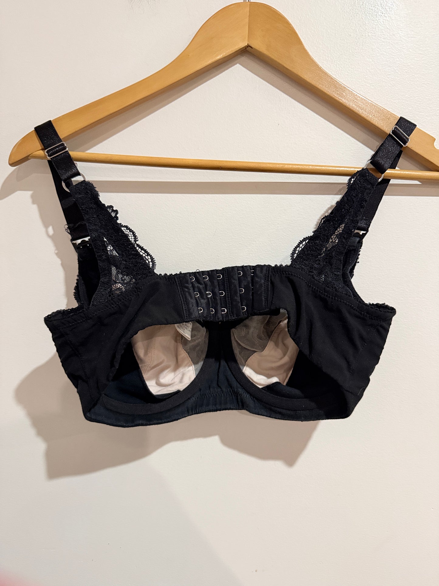 Hotmilk (Designed In NZ) Lace Underwire Bra Size 30FF