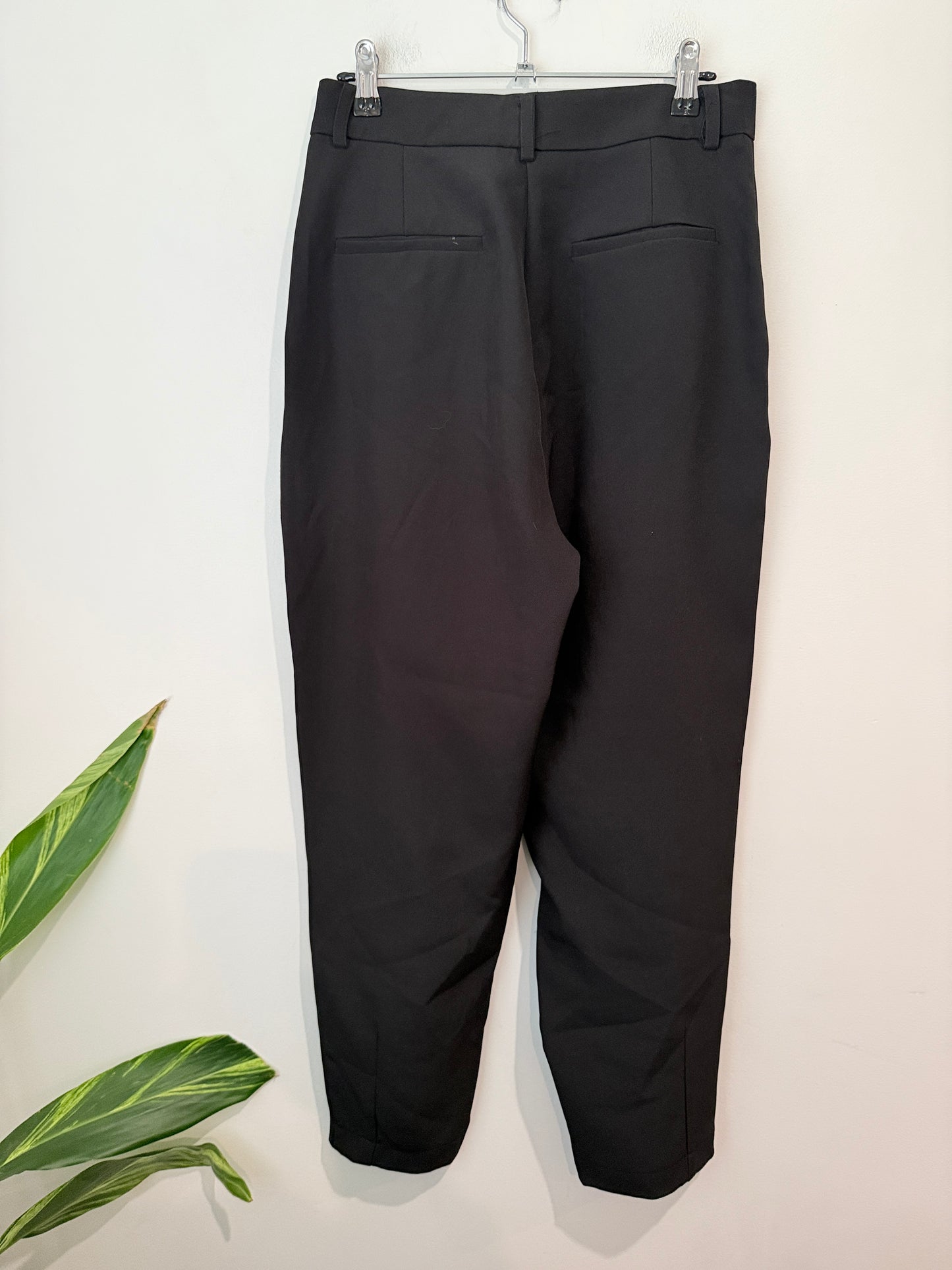 Brand Unknown Pleated Trousers Size Waist 74cm