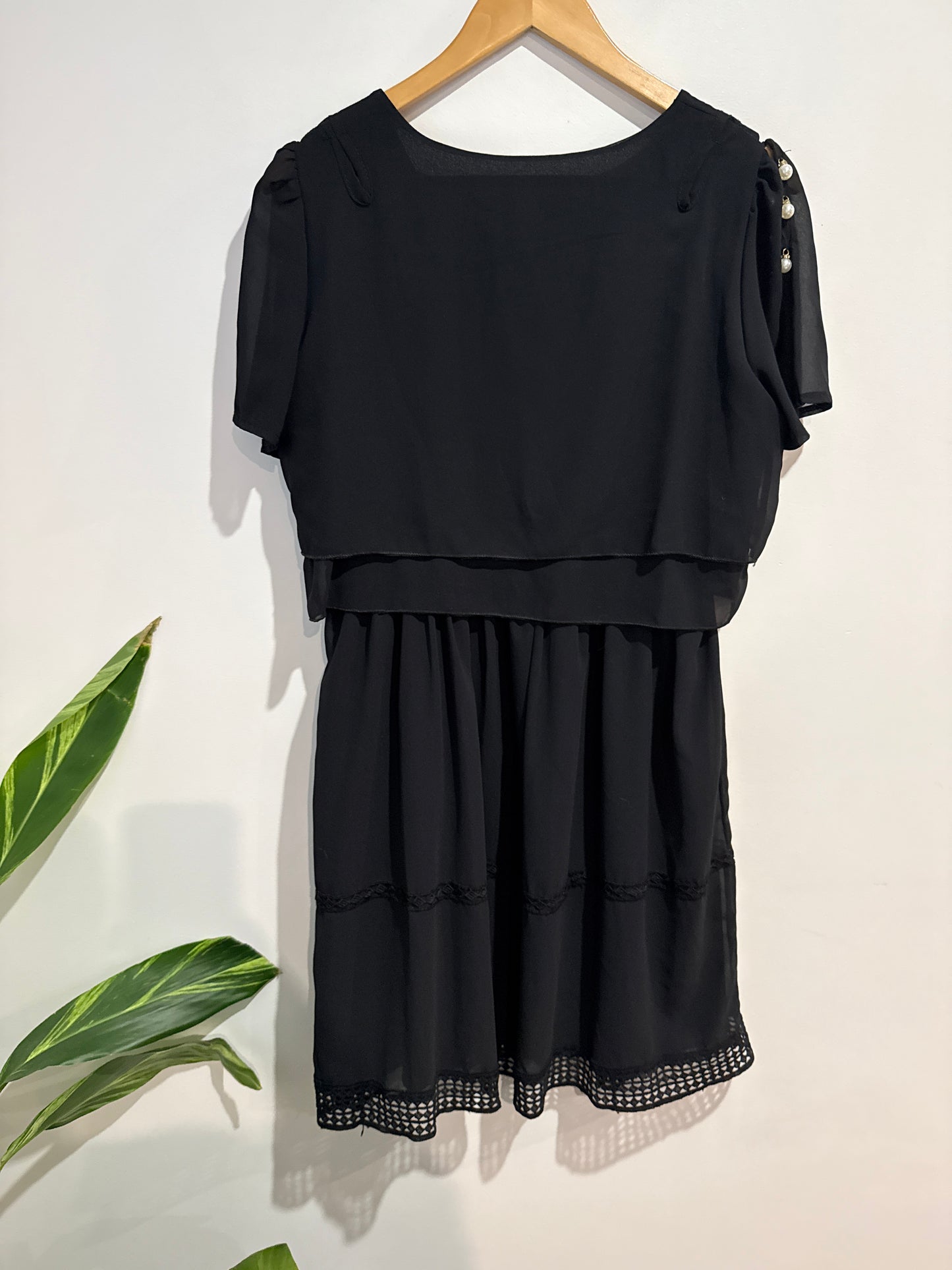 Hanyimei Knee-length Dress Size XXL | U/Arm to U/Arm 49cm