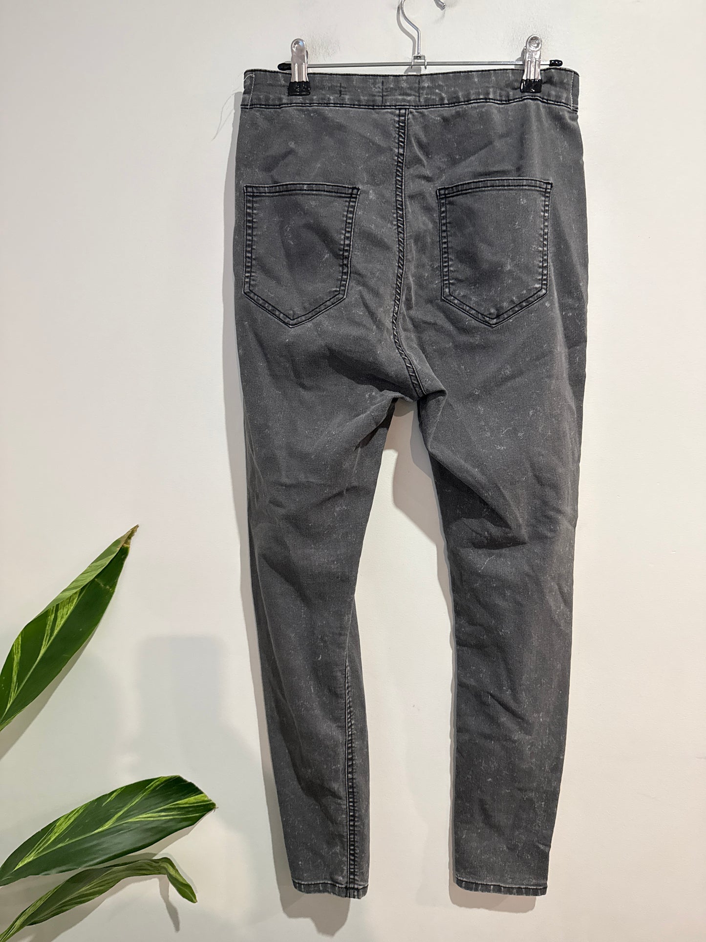 Cotton:on High-rise Skinny Jeans Size 12