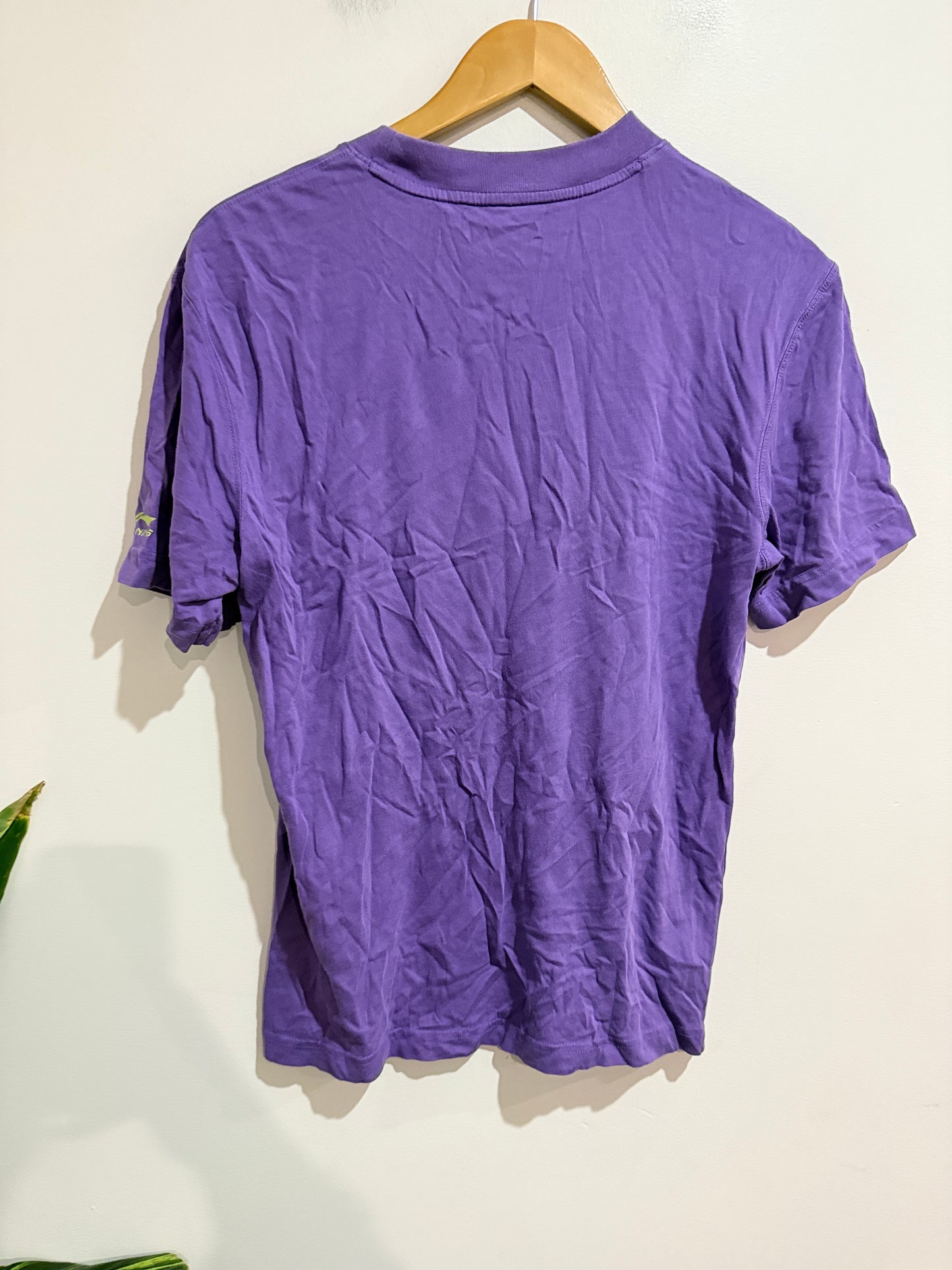 Brand Unknown Graphic T-shirt Size S | 165/84A | U/Arm to U/Arm 51cm