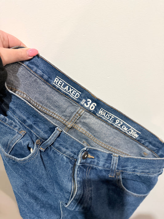 Brand Unknown Relaxed-fit Blue Jeans Size Waist 92cm/ 36"