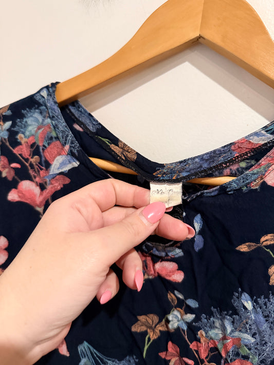 Brand Unknown Navy Floral Print Top - 50cm u/arm