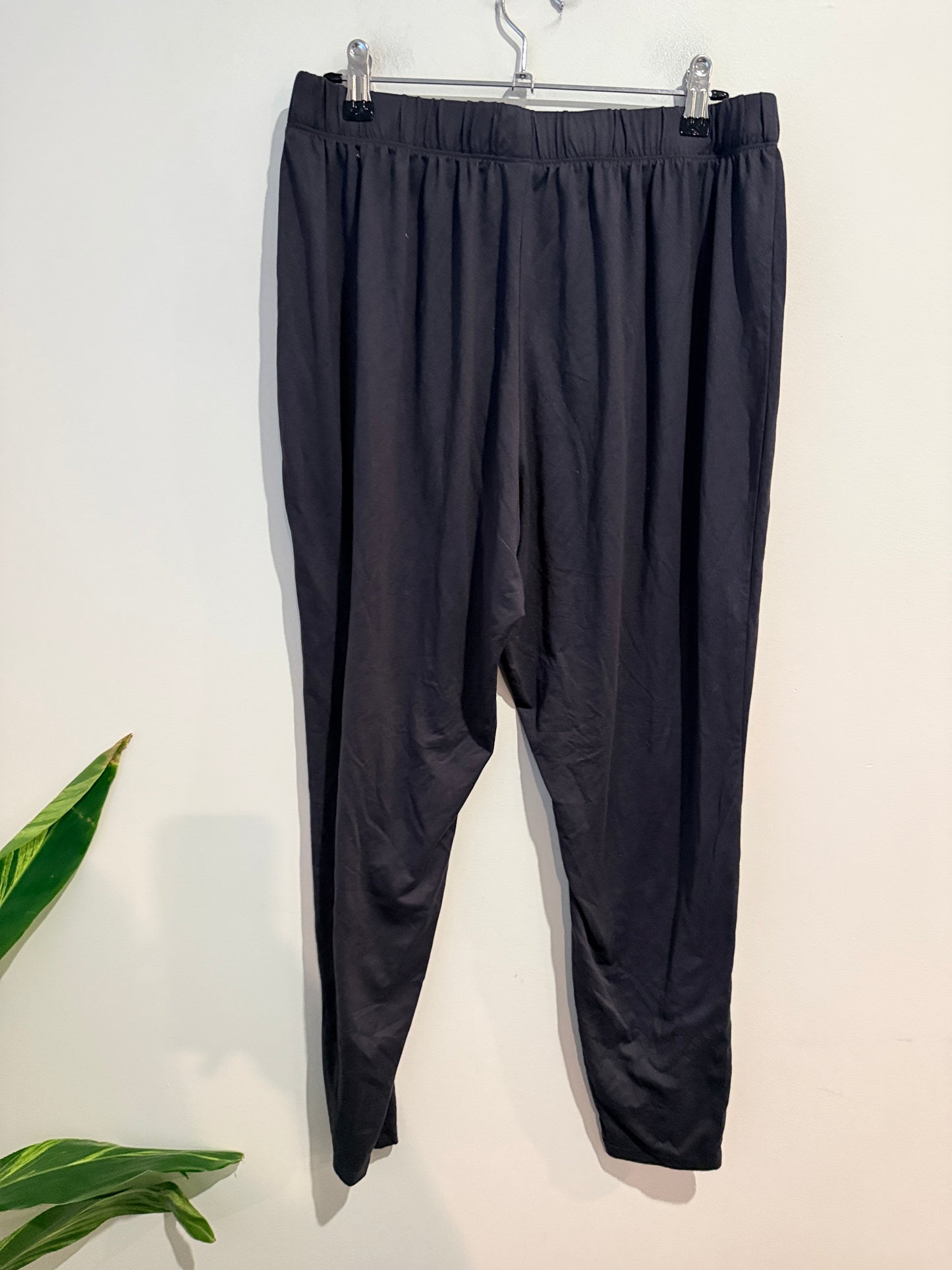 Anko Sleep Black Pants - Size 14