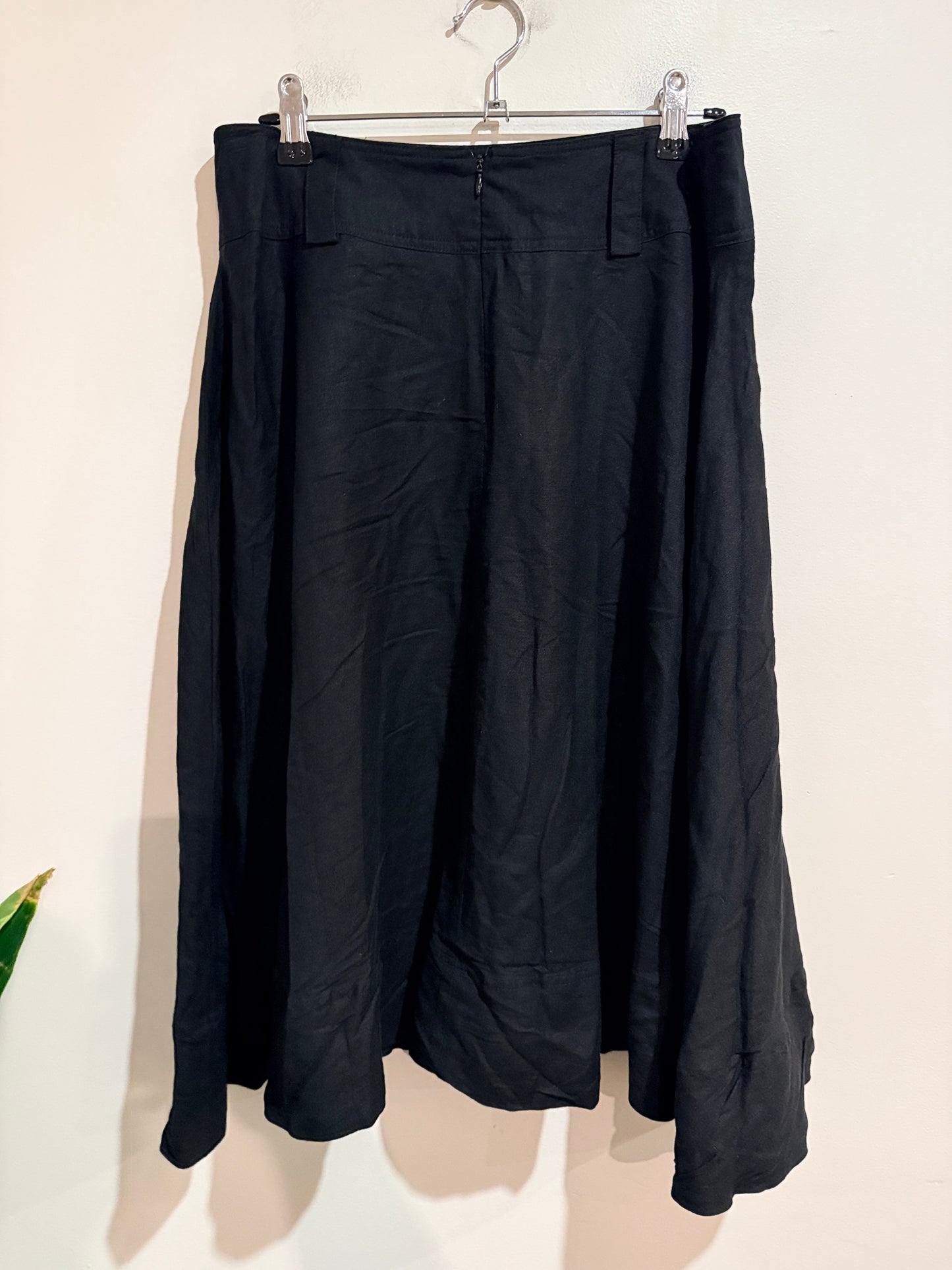 Larry Levine Midi Skirt Size 6 | Waist 78cm