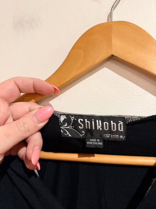 Shikoba Black Hooded Dress Size Not Specified On The Provided Photos
