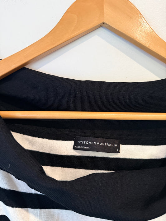 Stitches Australia Striped Knit Top Size L