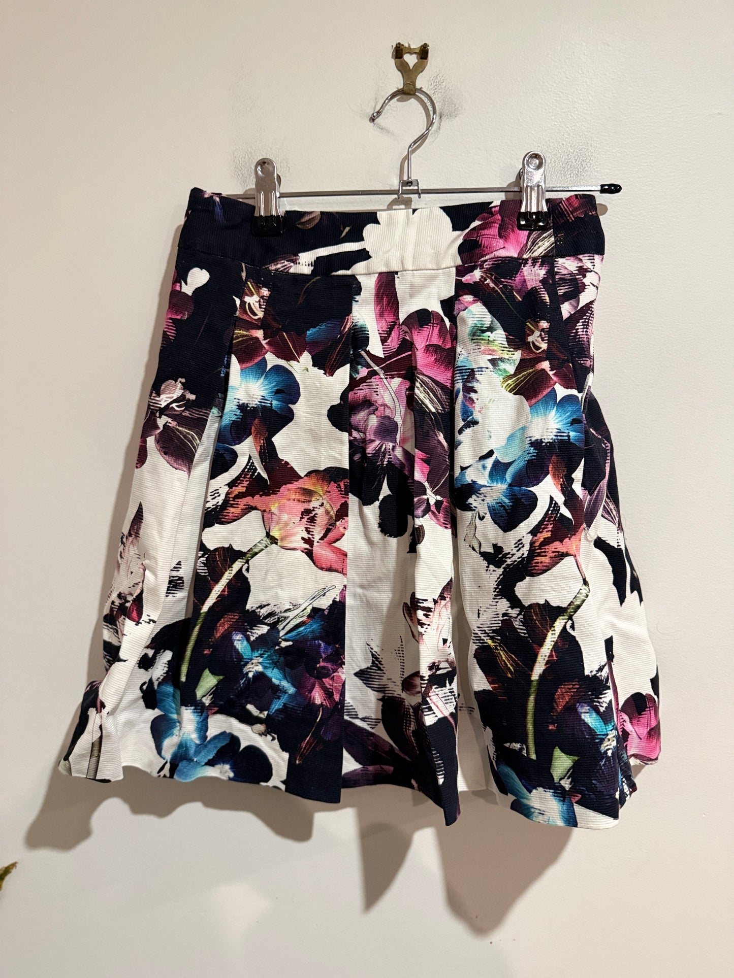 Portmons Floral Mini Skirt Size 6