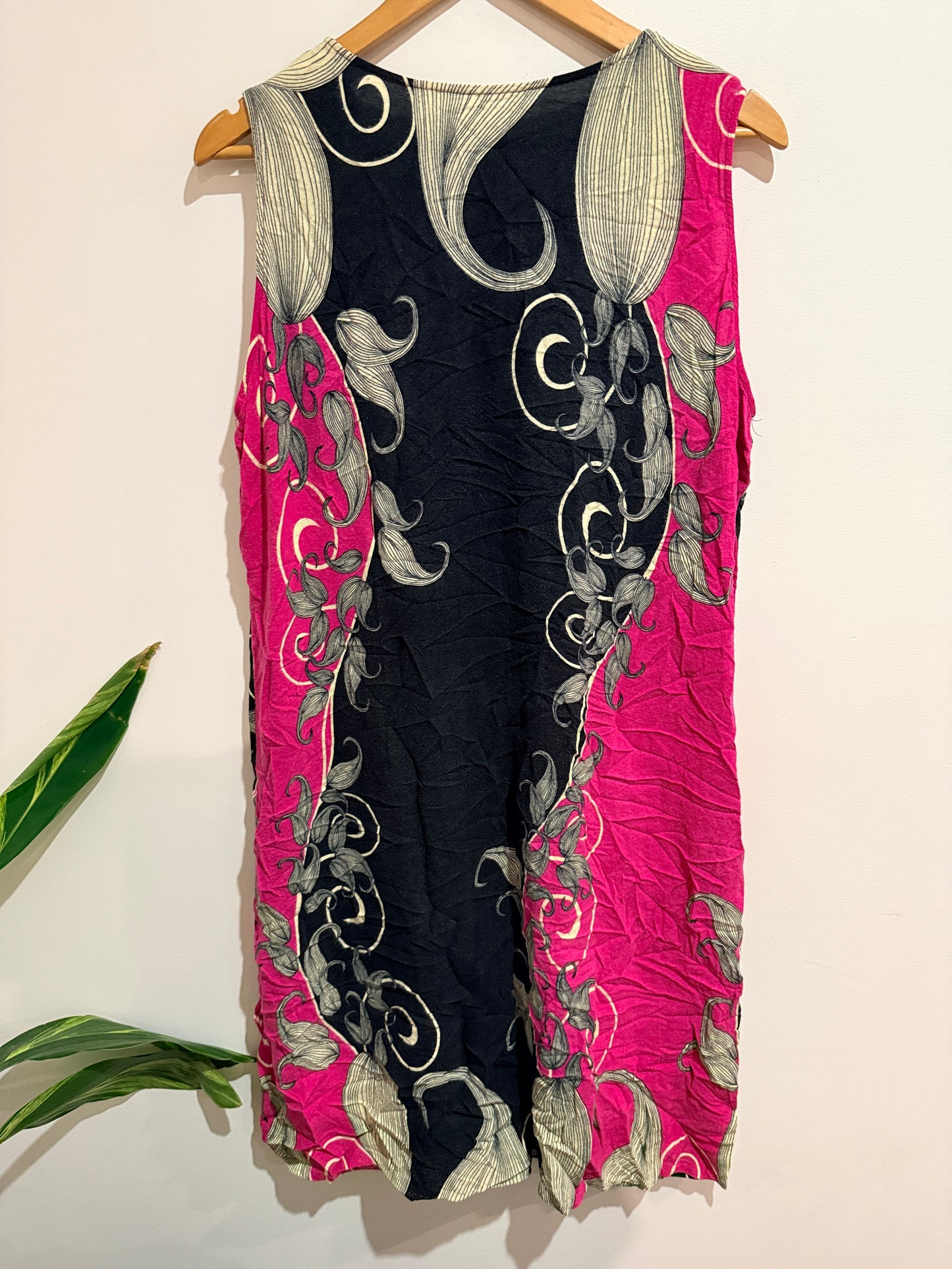 Sun Dress Size U/Arm to U/Arm 55cm