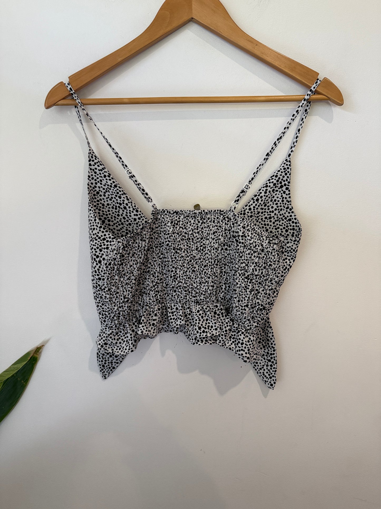 House Of Sienna Sleeveless Camisole Size 8