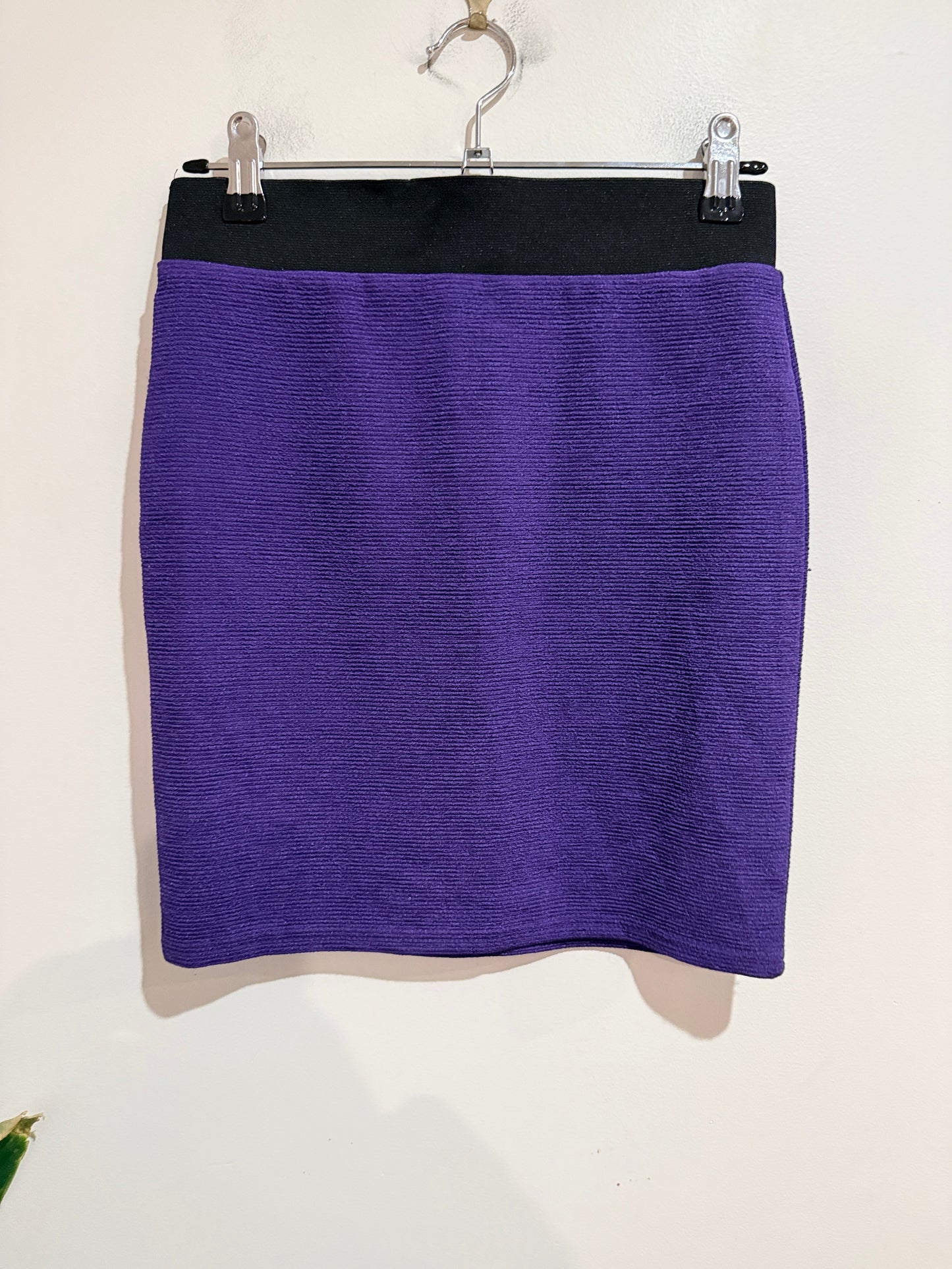 Girl Xpress Ribbed Mini Skirt Size 8