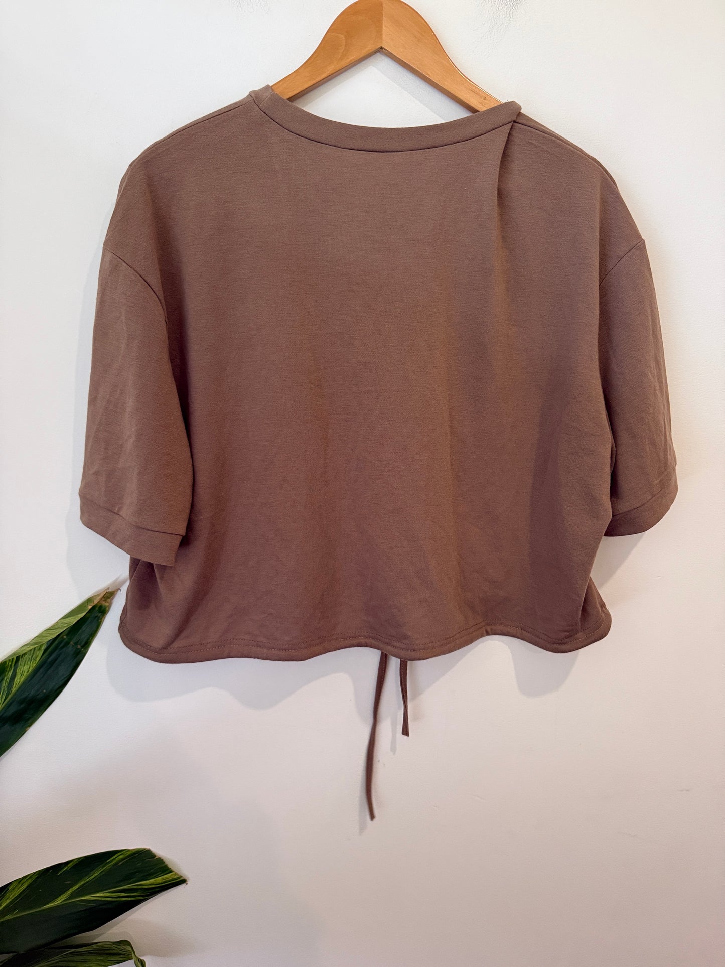 Mocha Pocket Crop Tee with Drawstring Hem Size XXL