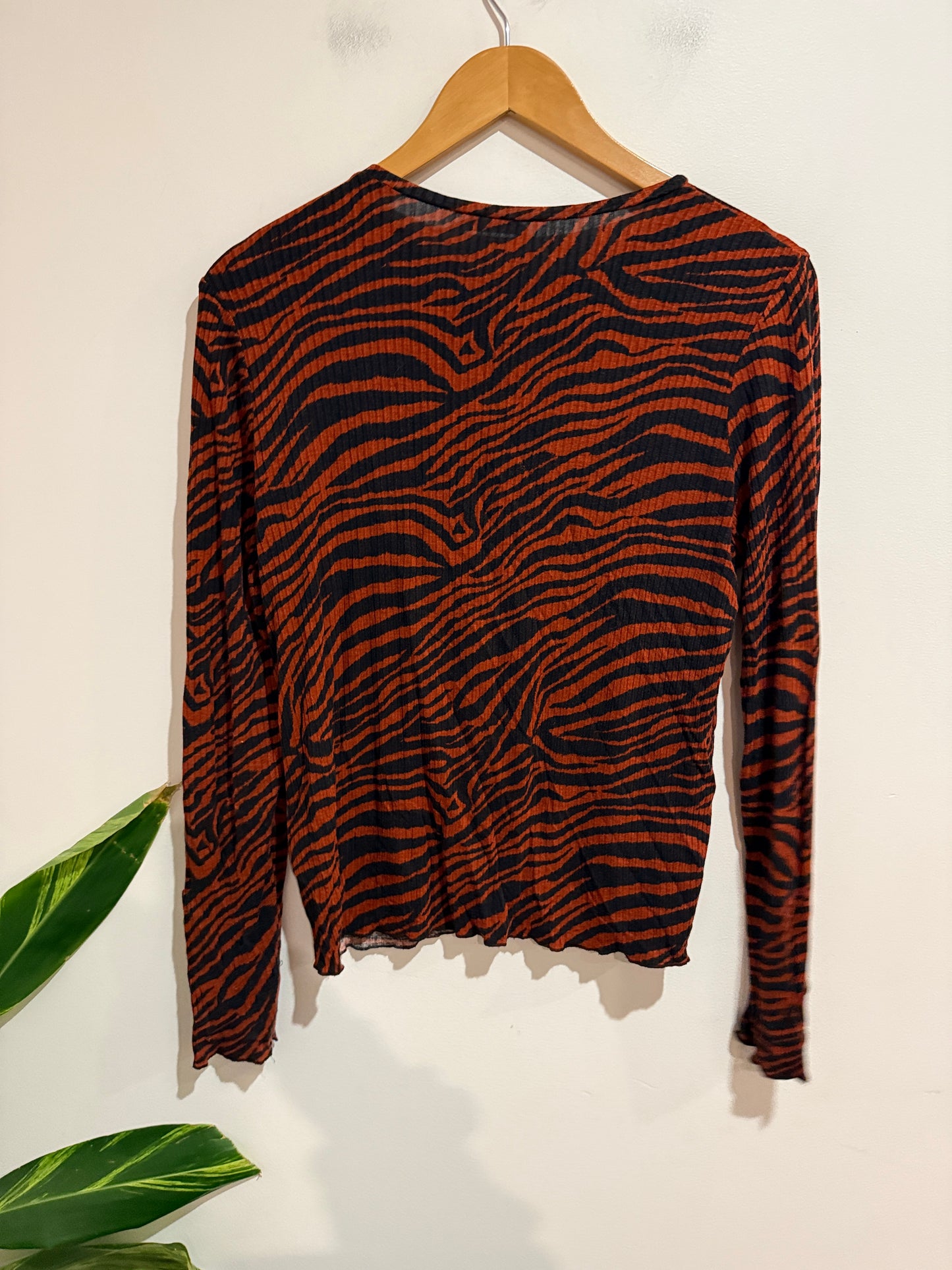 Spirit Tiger Print Crinkle Top | Size 12