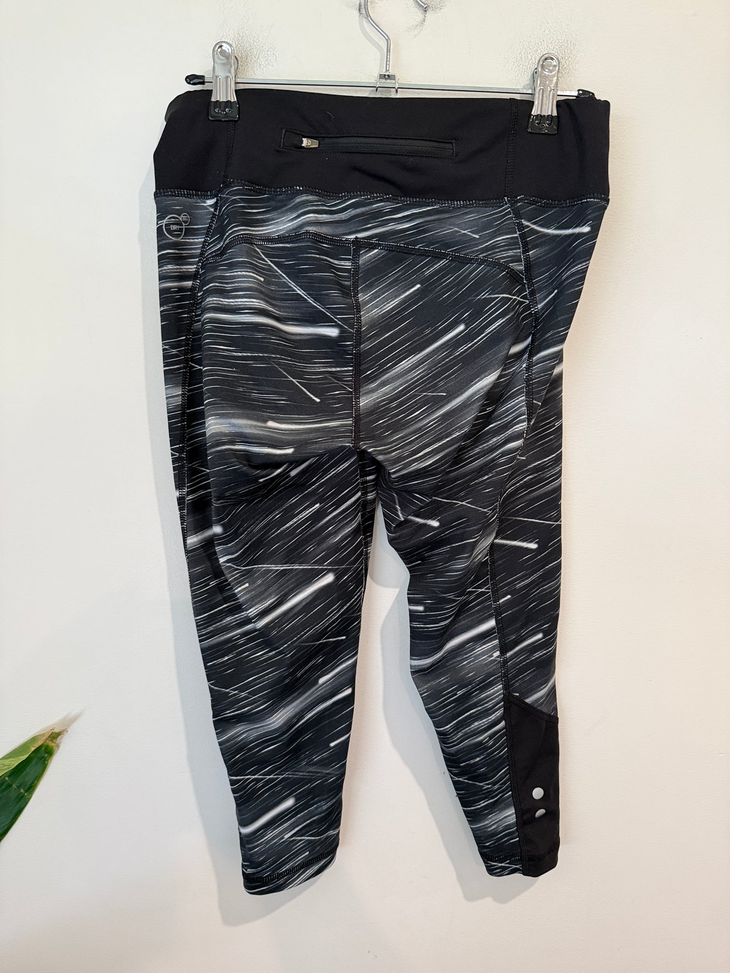 Puma Black Print Cropped Leggings