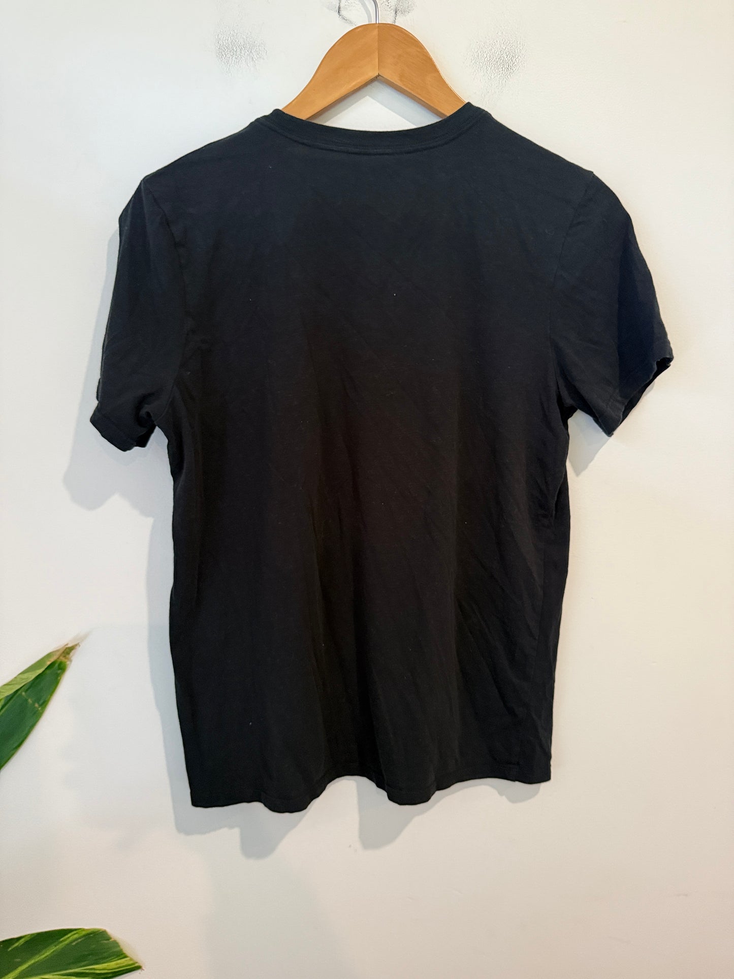 Nike Black Swoosh Tee Size M