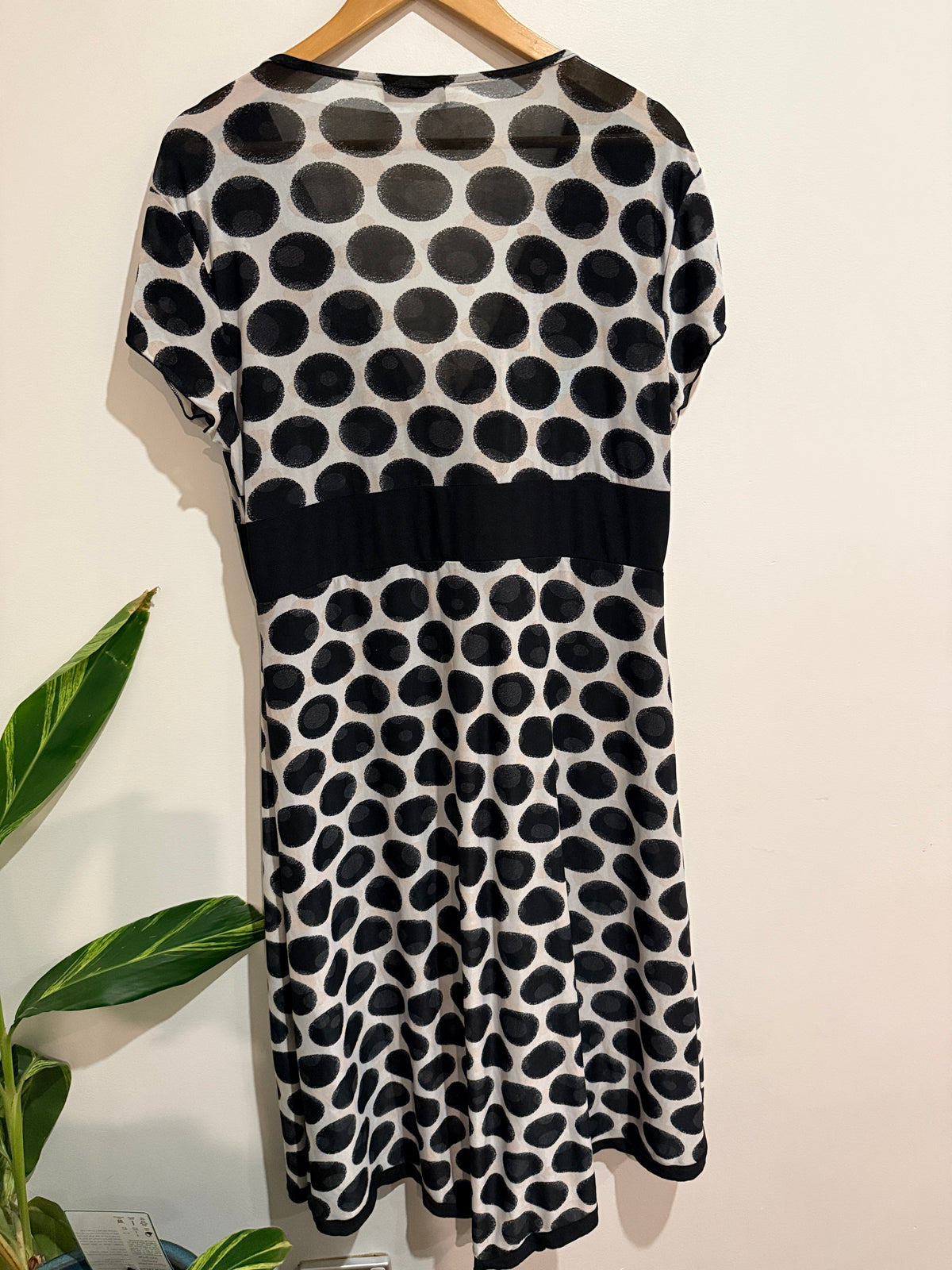 Cordelia St Half-sleeve Knee-length Dress Size 18