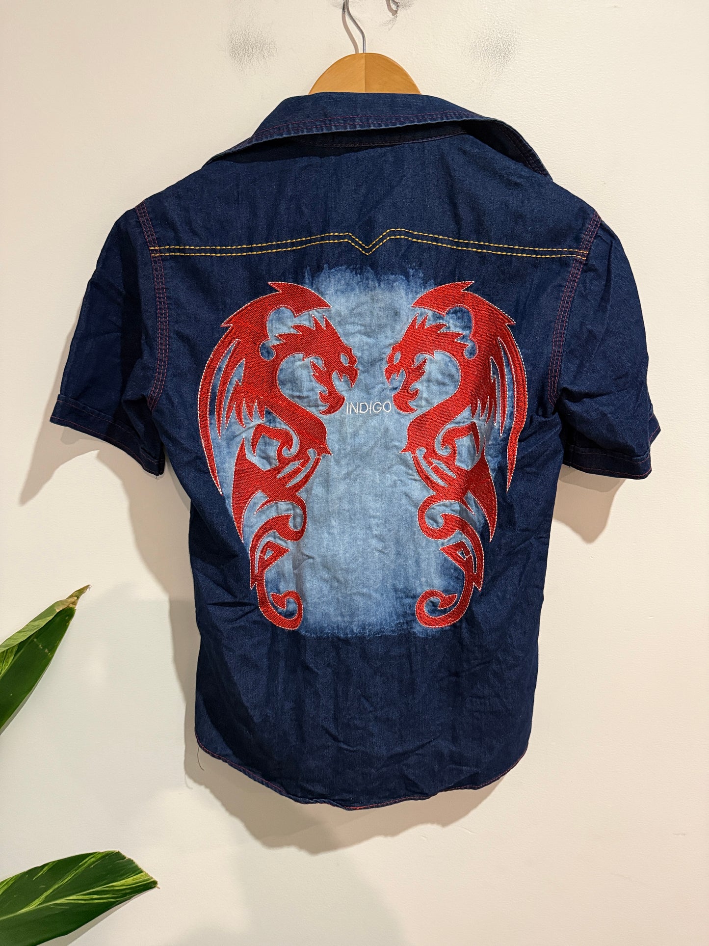 Indigo Collection Size M Embroidered Denim Shirt
